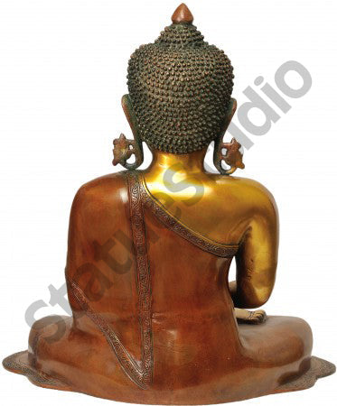 Brass Vintage Meditating Sakyamuni Nepal Buddha 1.5 Feet Figurine For Sale