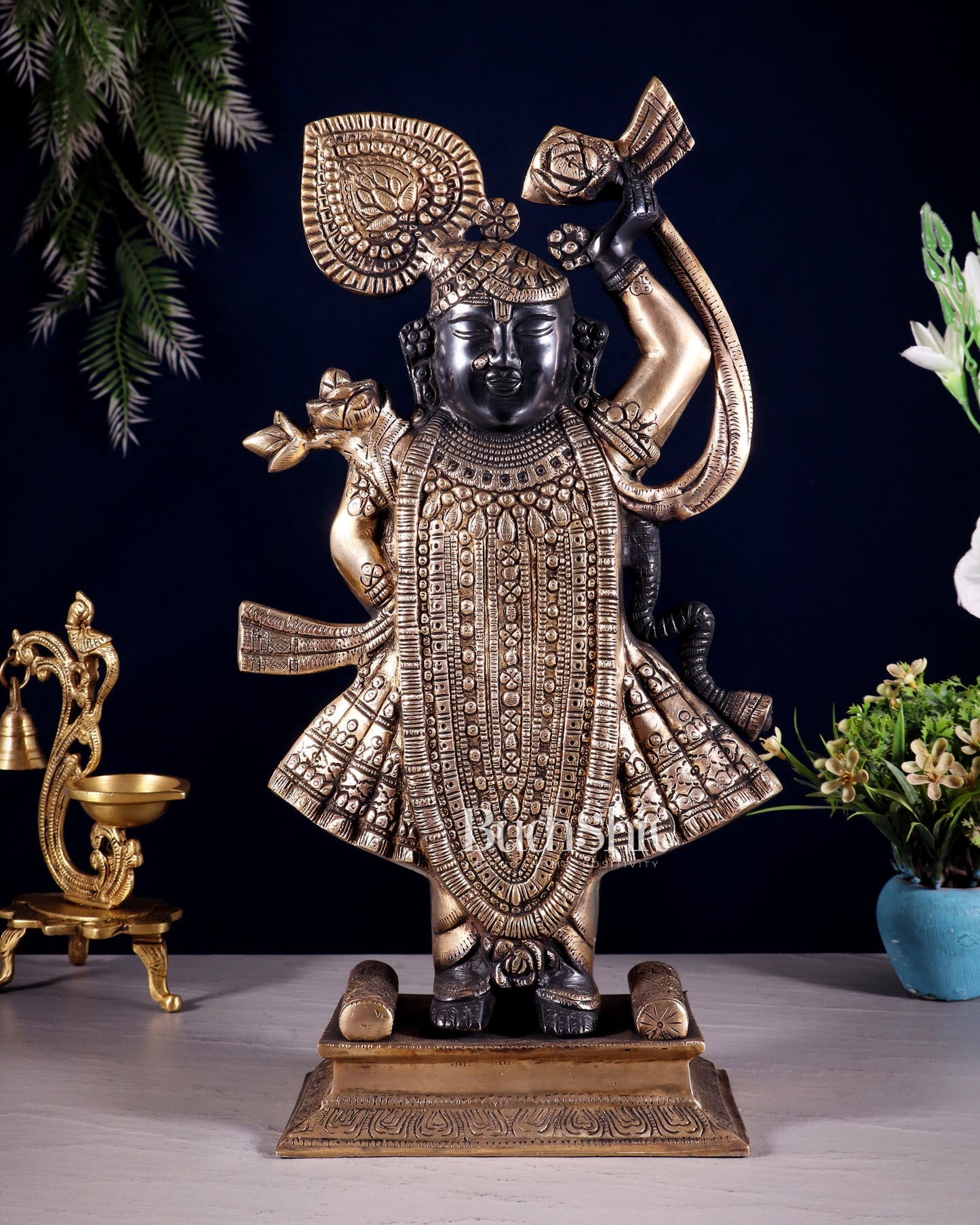 Exquisite Brass Shrinath ji Murti - 18 Inch | - Sama Homes Idol - Brass Sculpture