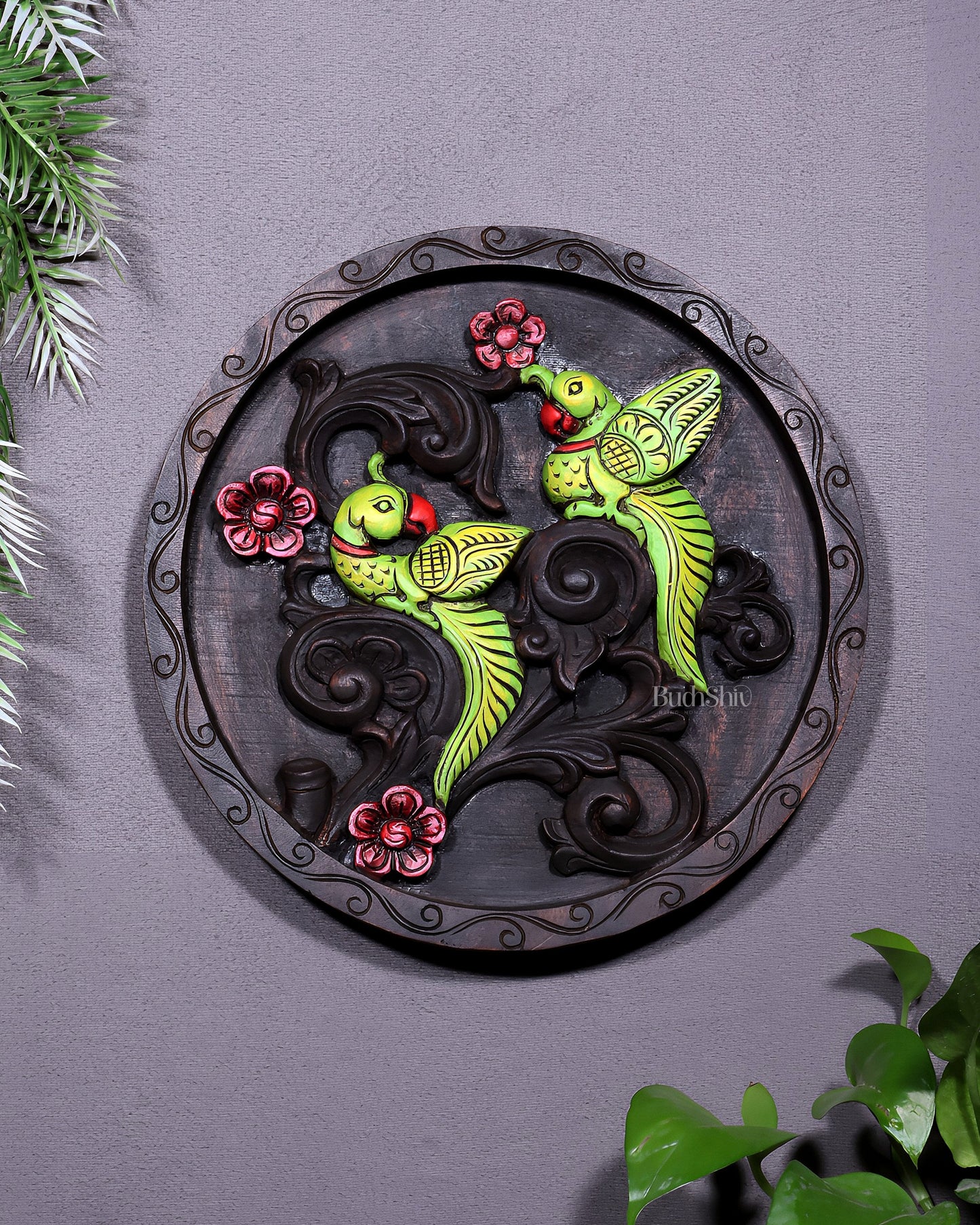 Round Wooden Parrots Wall Hanging – Handcrafted Decorative Wall Art - Sama Homes Idol - Brass Sculpture