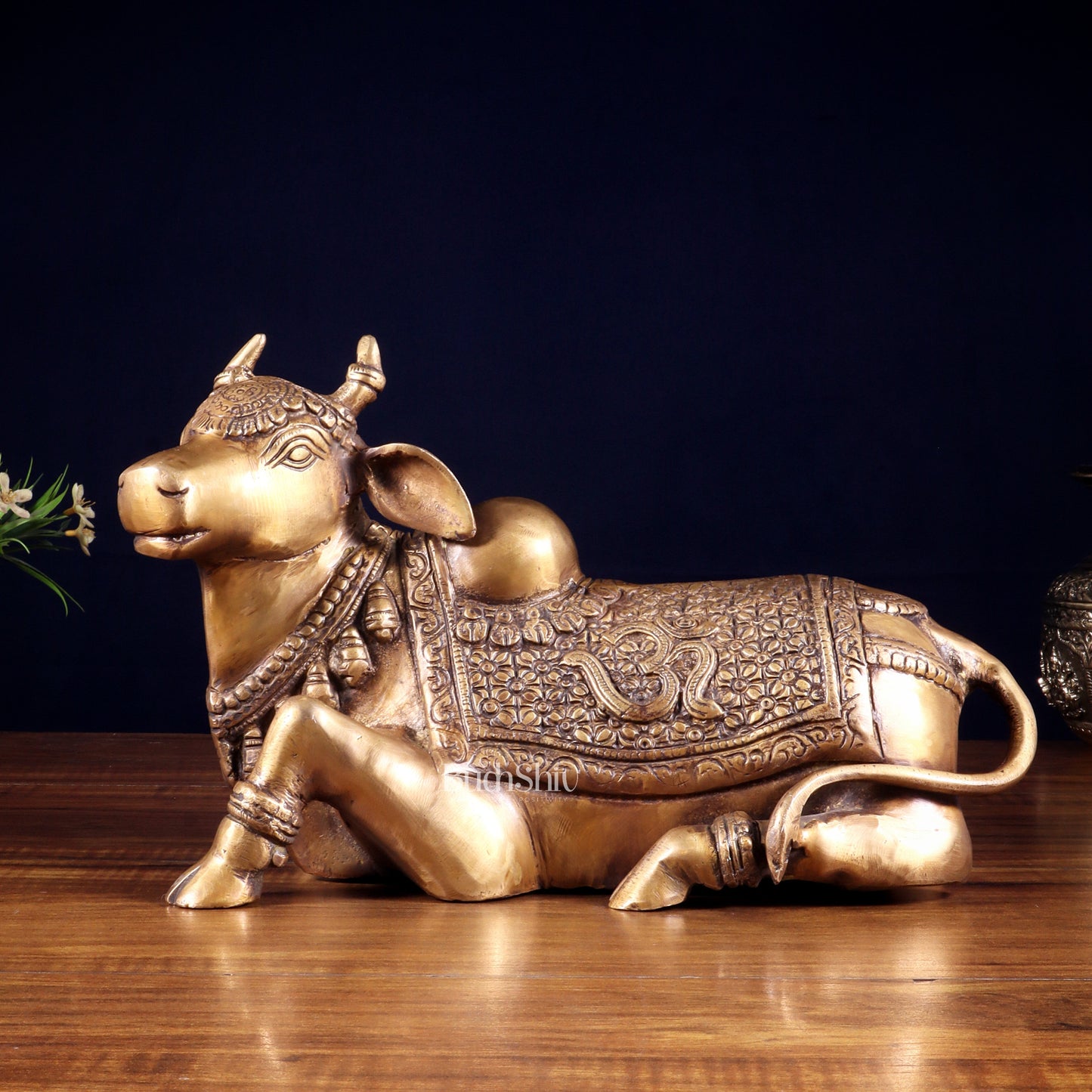 Handcrafted Brass Nandi Statue - 13.5 inch burnt brass tone - Sama Homes Idol - Brass Sculpture