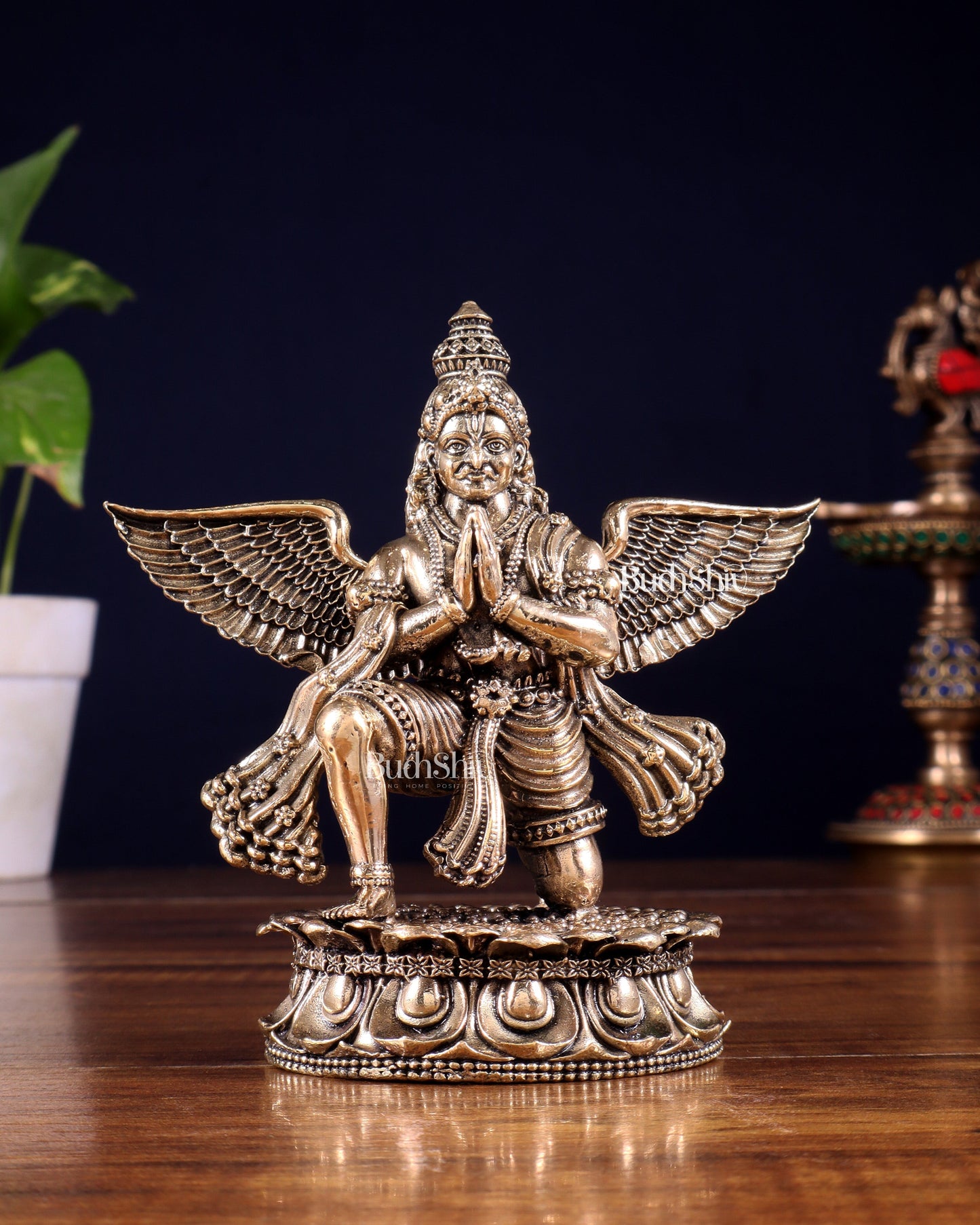 Brass Superfine Garuda Idol – Intricately Handcrafted 4.5 inch - Sama Homes Idol - Brass Sculpture