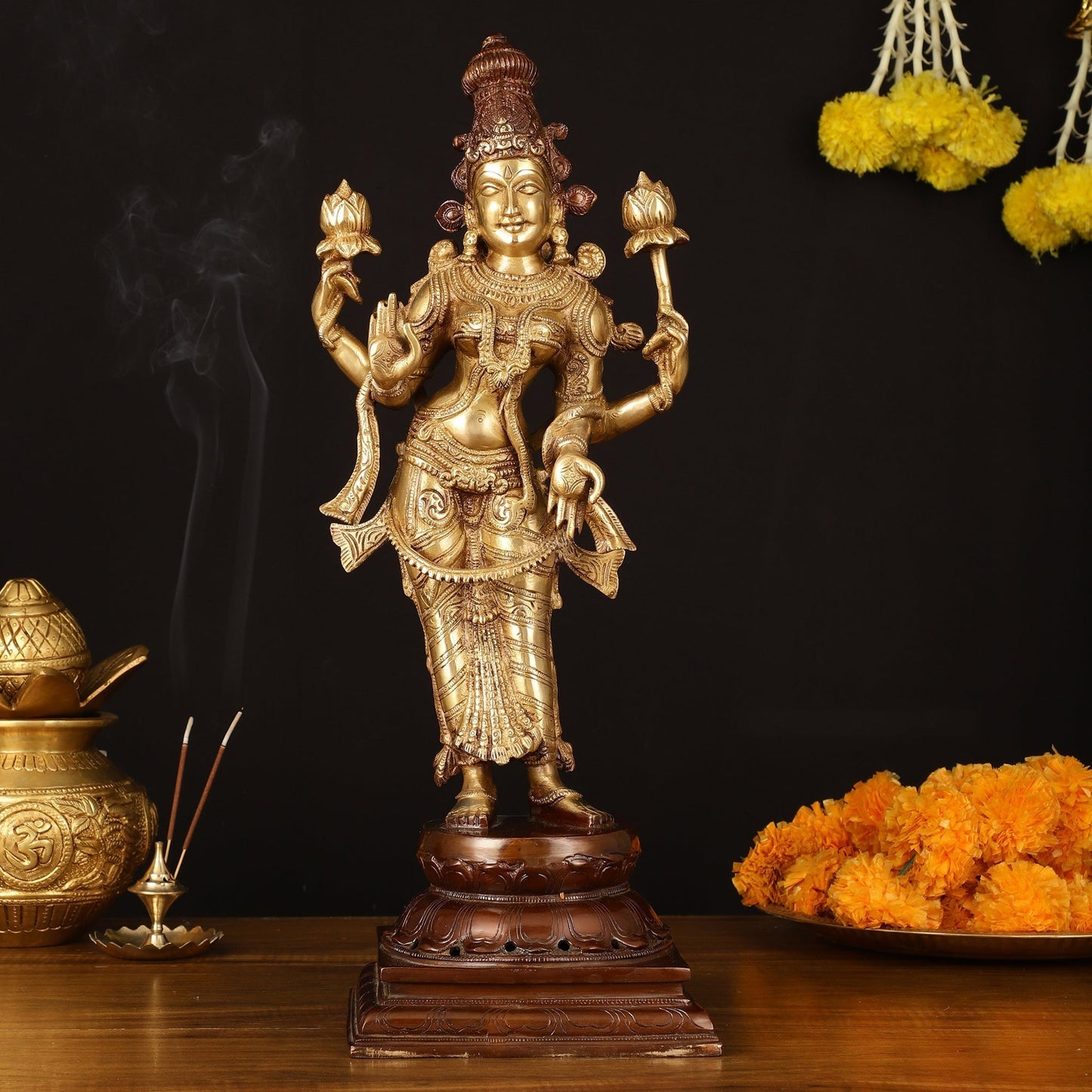 Brass Superfine Goddess Lakshmi Statue - 17.5" Exquisite Sculpture - Sama Homes Idol - Brass Sculpture