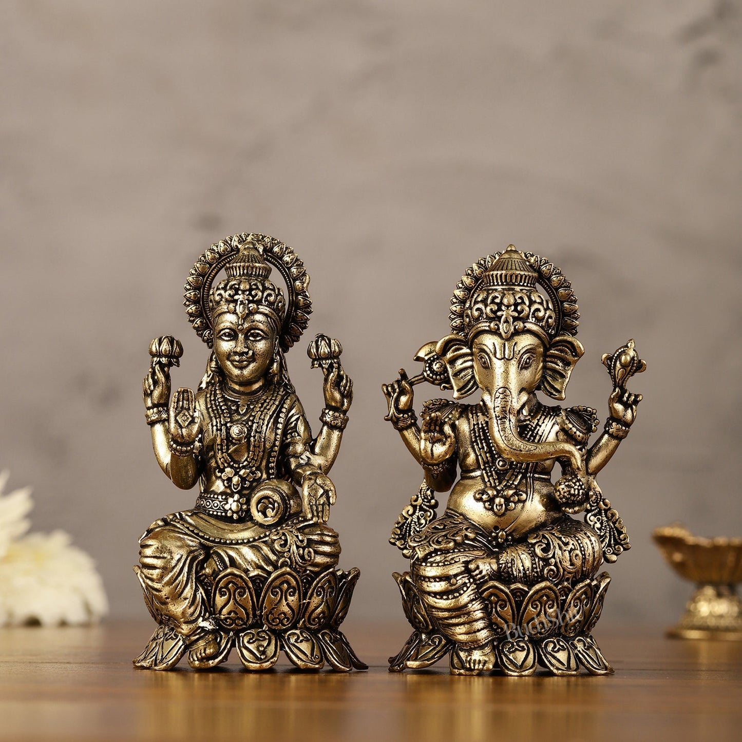 Brass Superfine Miniature Ganesha Lakshmi Duo Lightweight Idols - 4.5" - Sama Homes Idol - Brass Sculpture