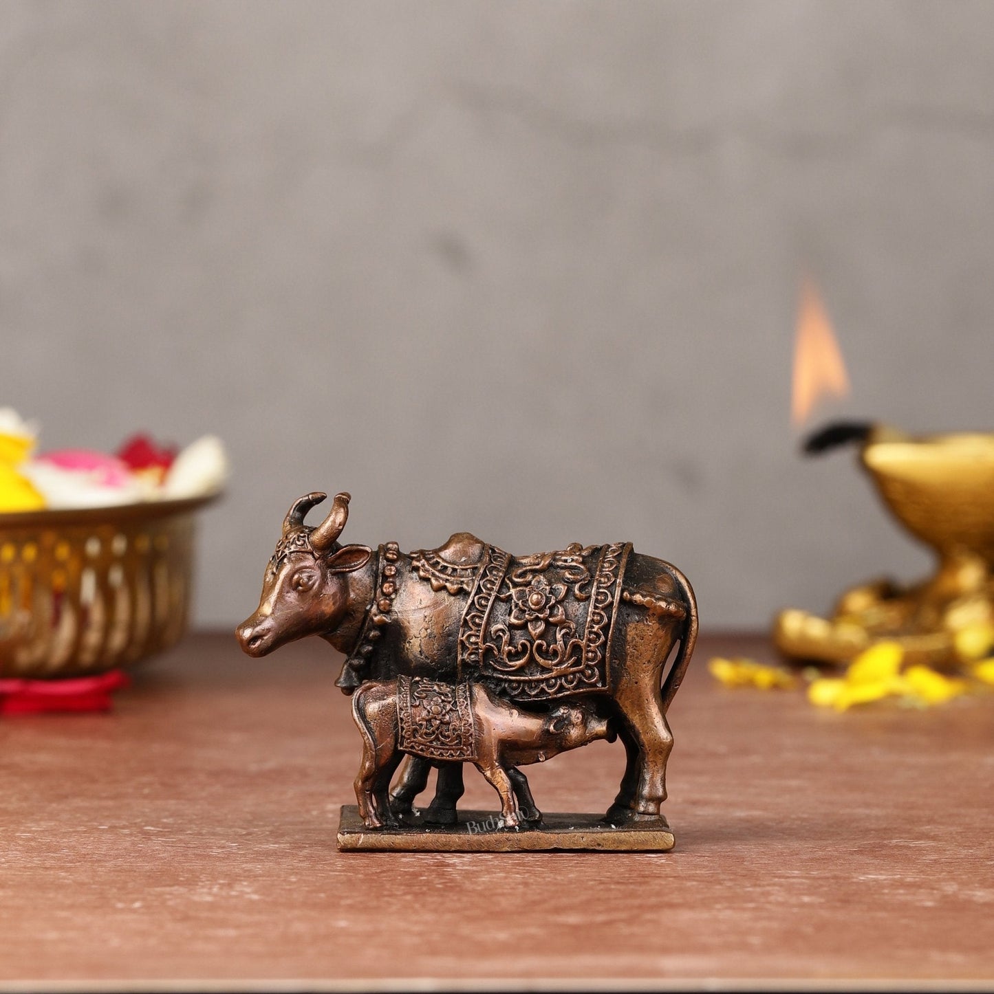 Pure Copper kamdhenu cow Gomatha Vigaraha - with Calf Idol, 2" - Sama Homes Idol - Brass Sculpture