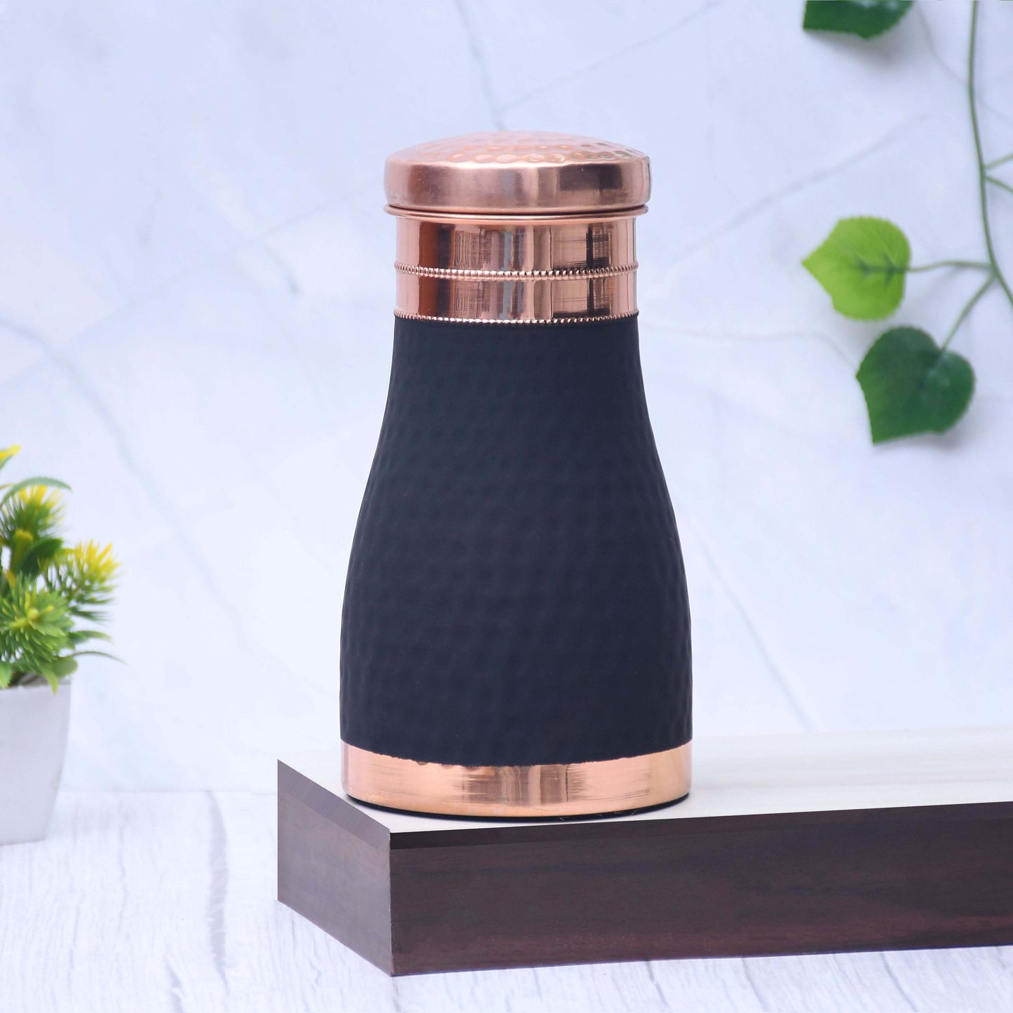 Pure Copper Silk Black Bedside Jar with Inbuilt Glass Capacity 1000ML - Sama Homes