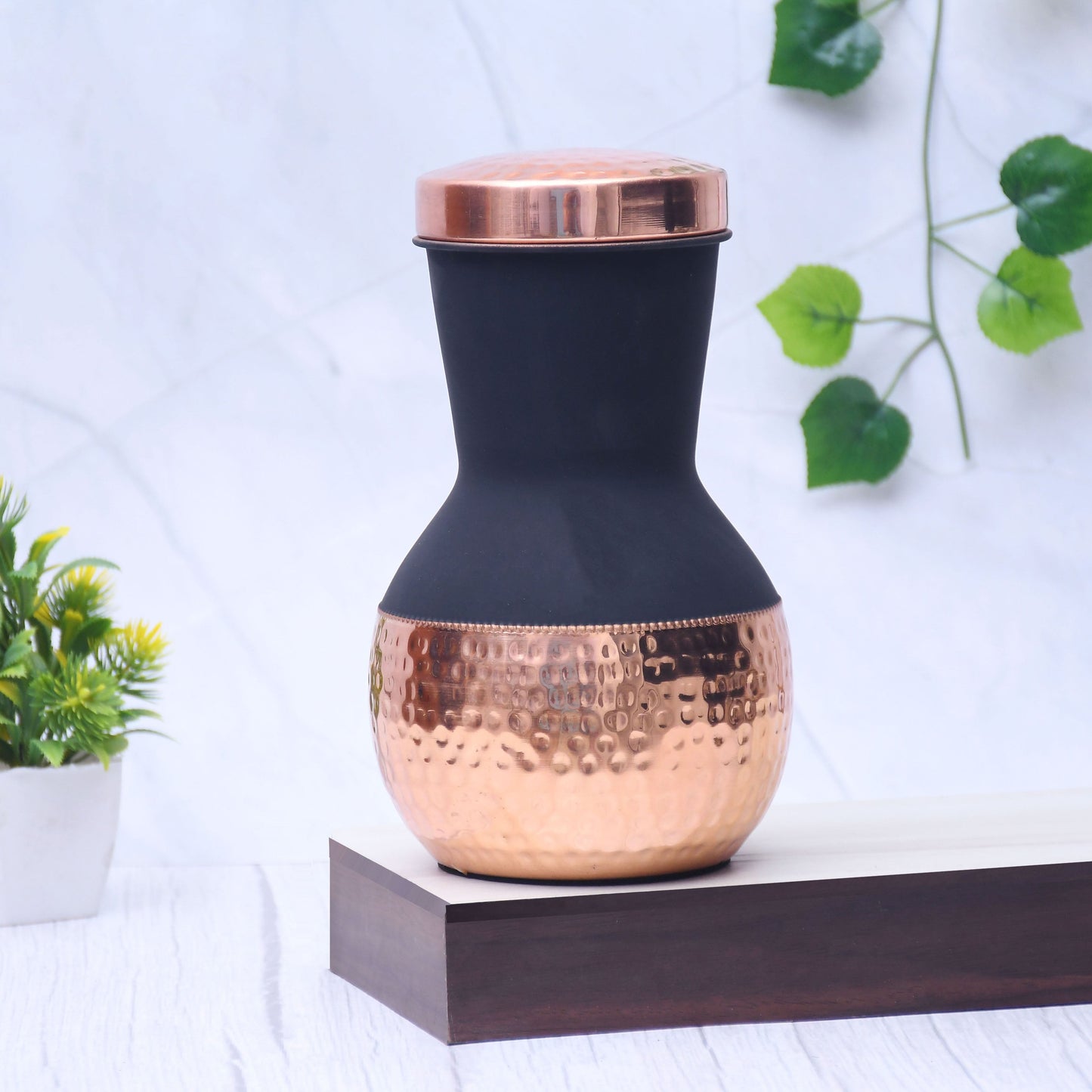Pure Copper Silk Black Matka Pot with Inbuilt Glass Capacity 1200ML - Sama Homes