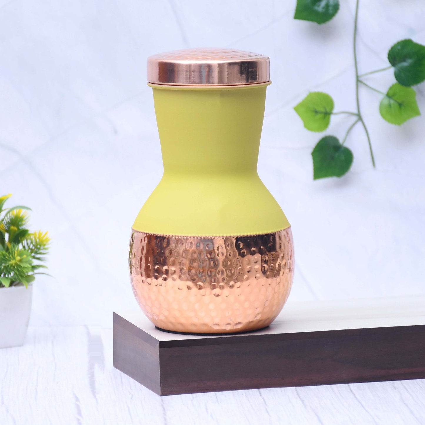 Pure Copper Silk Yellow Matka Pot with Inbuilt Glass Capacity 1200ML - Sama Homes
