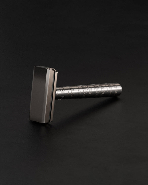 Henson Titanium Razor (Ti22): The Definitive Guide | Sama Homes