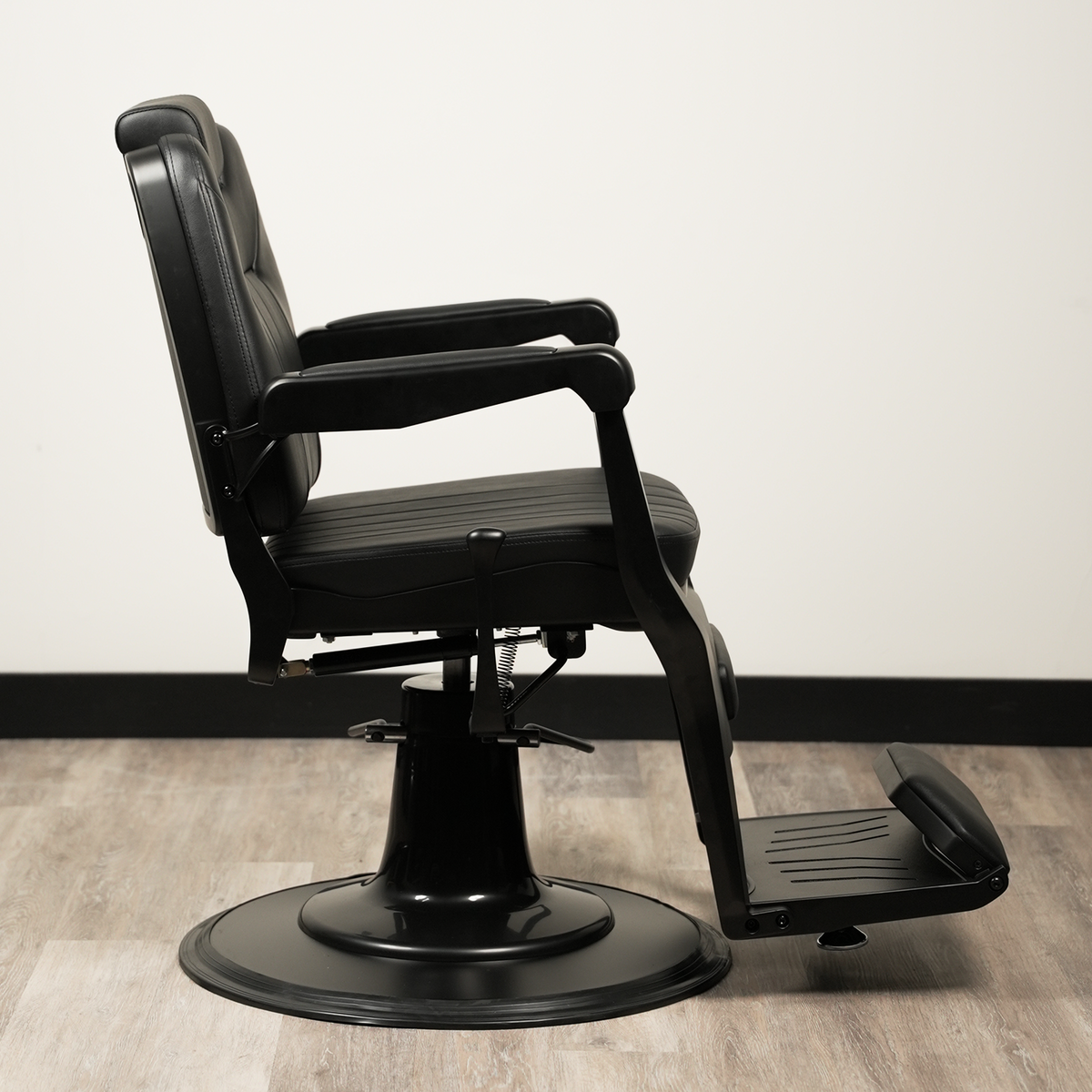 Sidara Barber Chair by LEVANT BARBER EQUIPMENT - Sustainable Living (View 5)