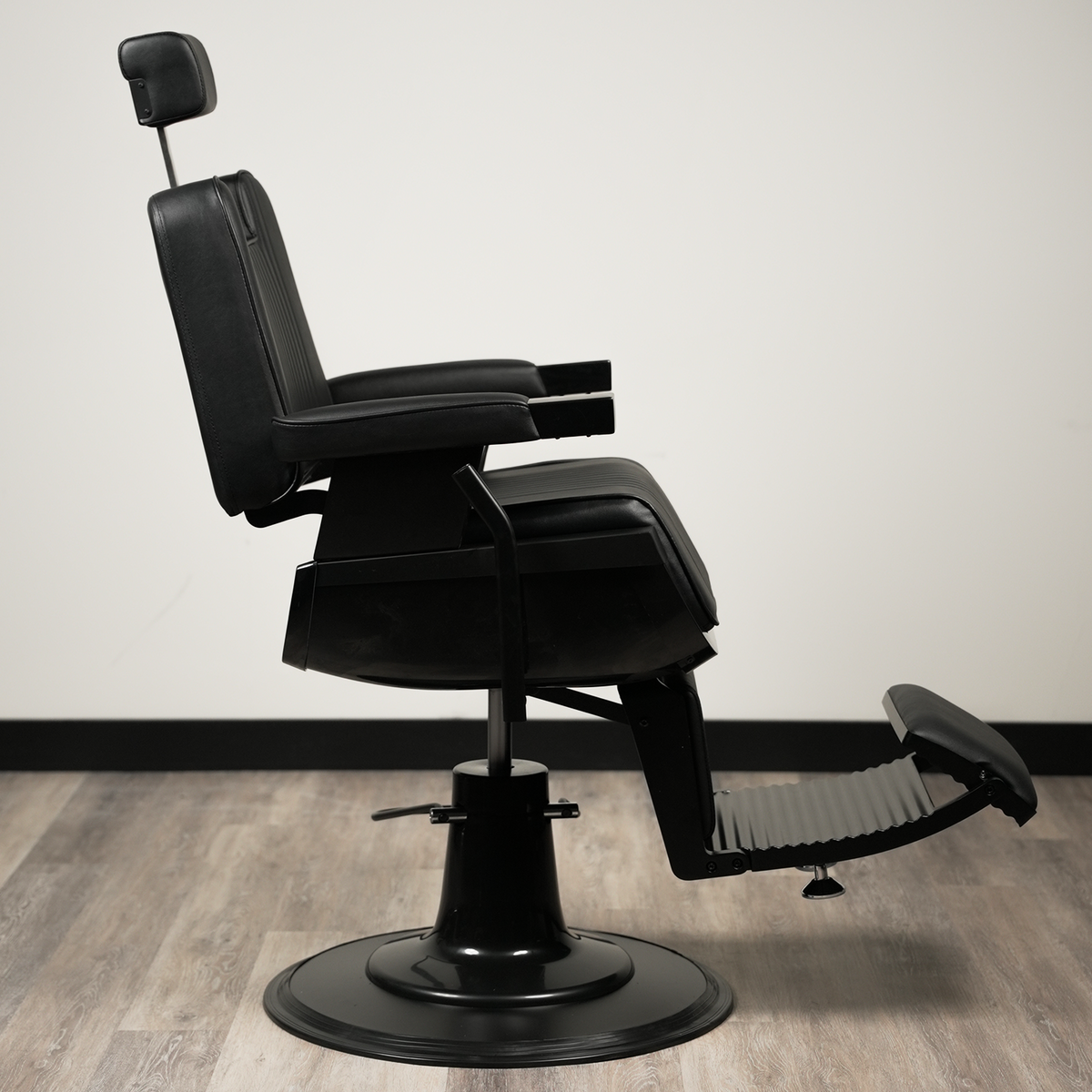 Jabal Barber Chair