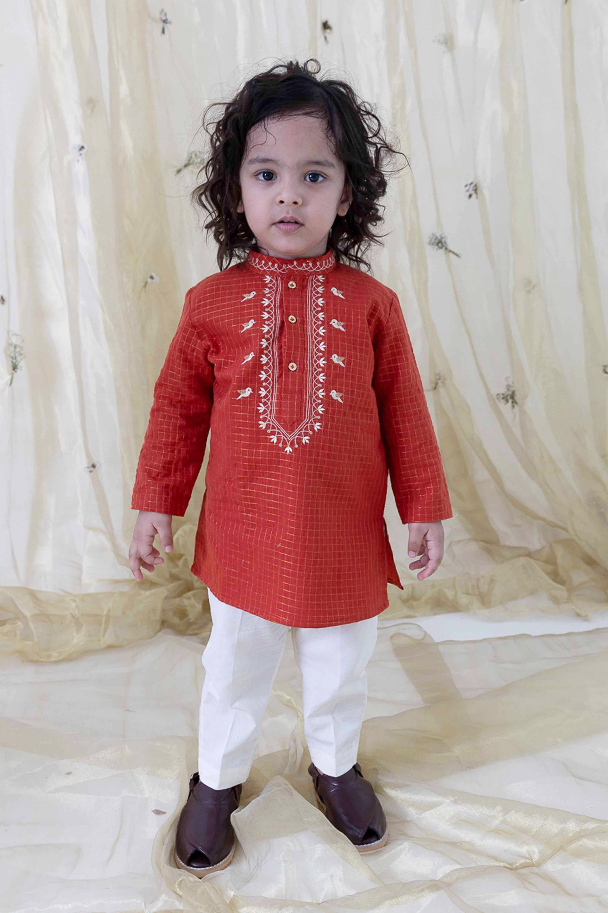 Chidiya Udd Zari Kurta Set - Red - Image 3