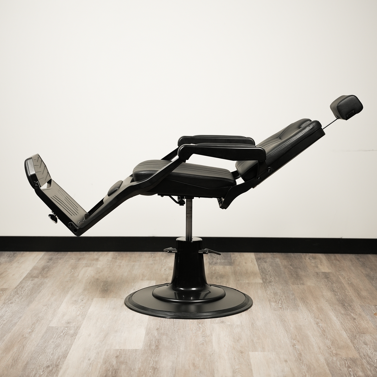 Sidara Barber Chair