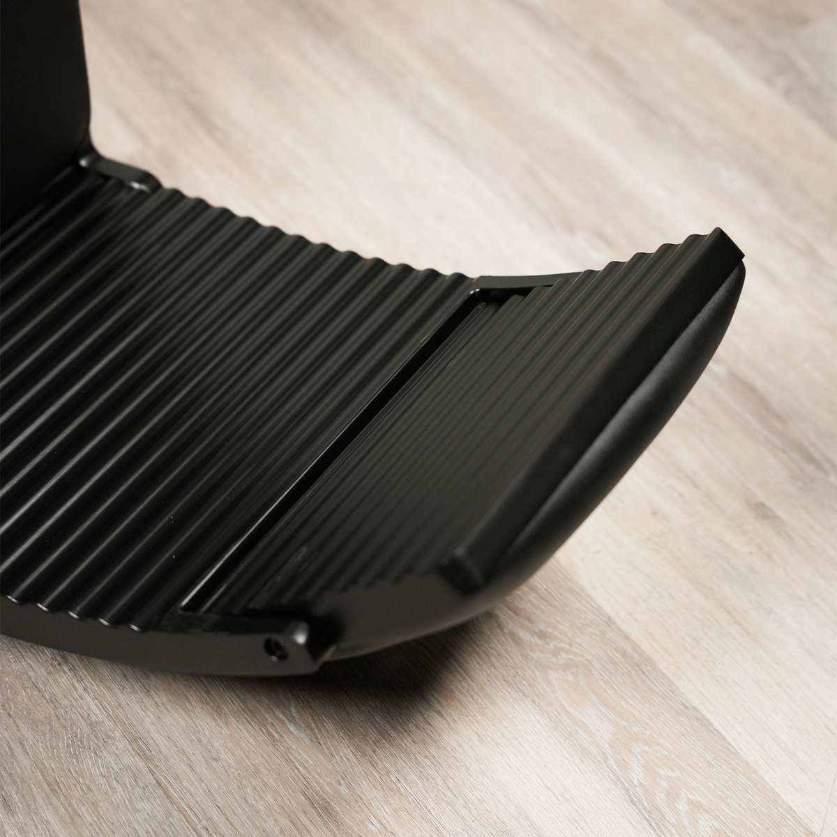 Jabal Barber Chair by LEVANT BARBER EQUIPMENT - Sustainable Living (View 13)