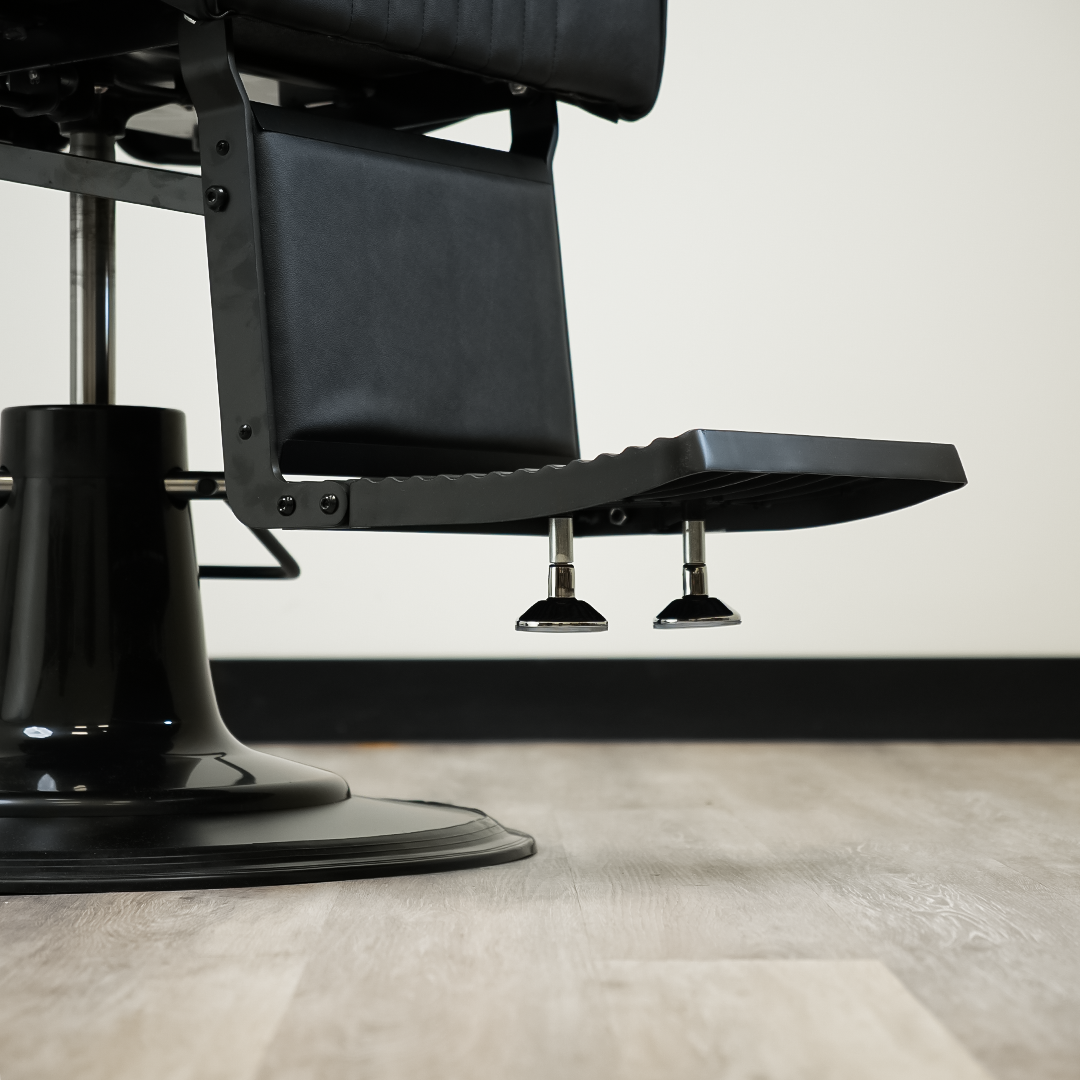 Cedrus Barber Chair - Black