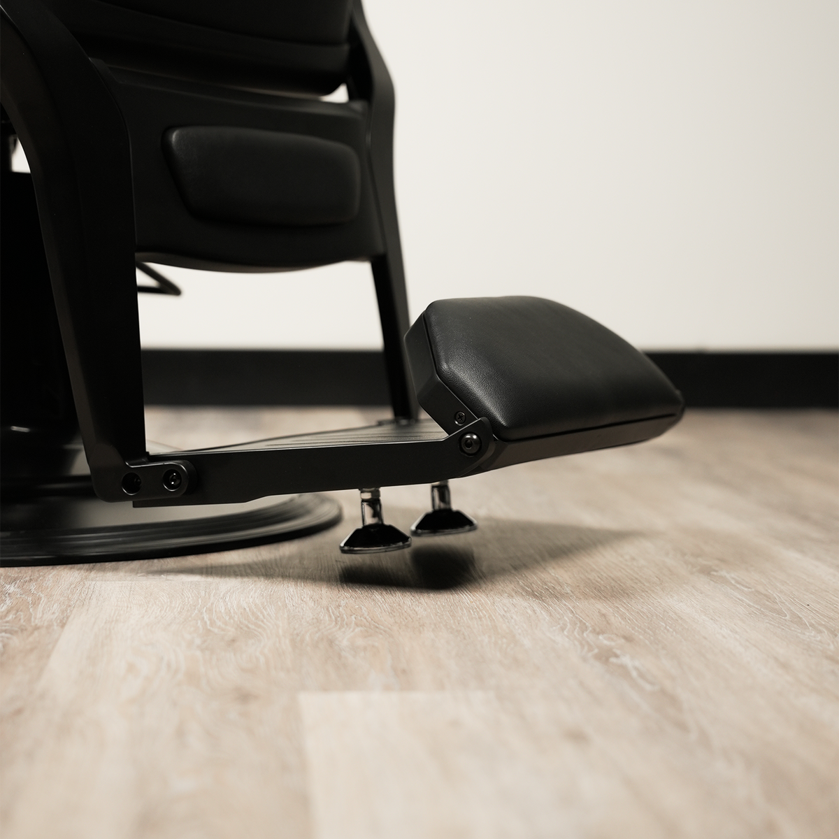 Sidara Barber Chair