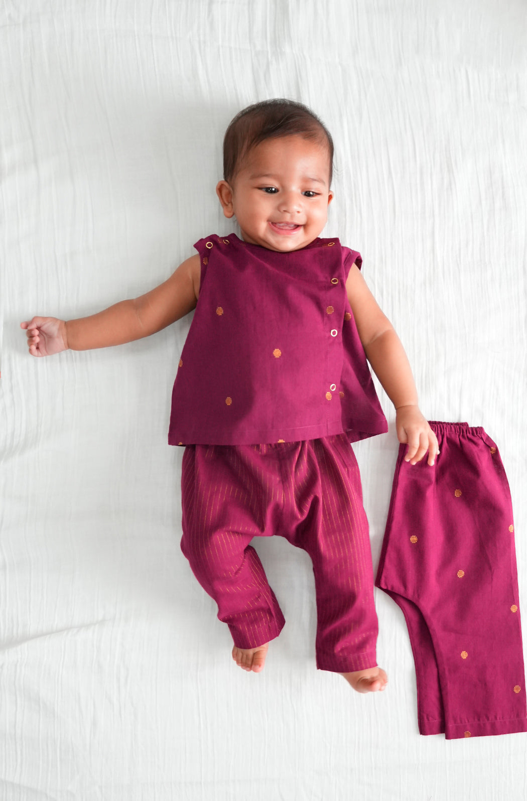 Zari Polka Jhabla Set - Eco-friendly - Sama Homes