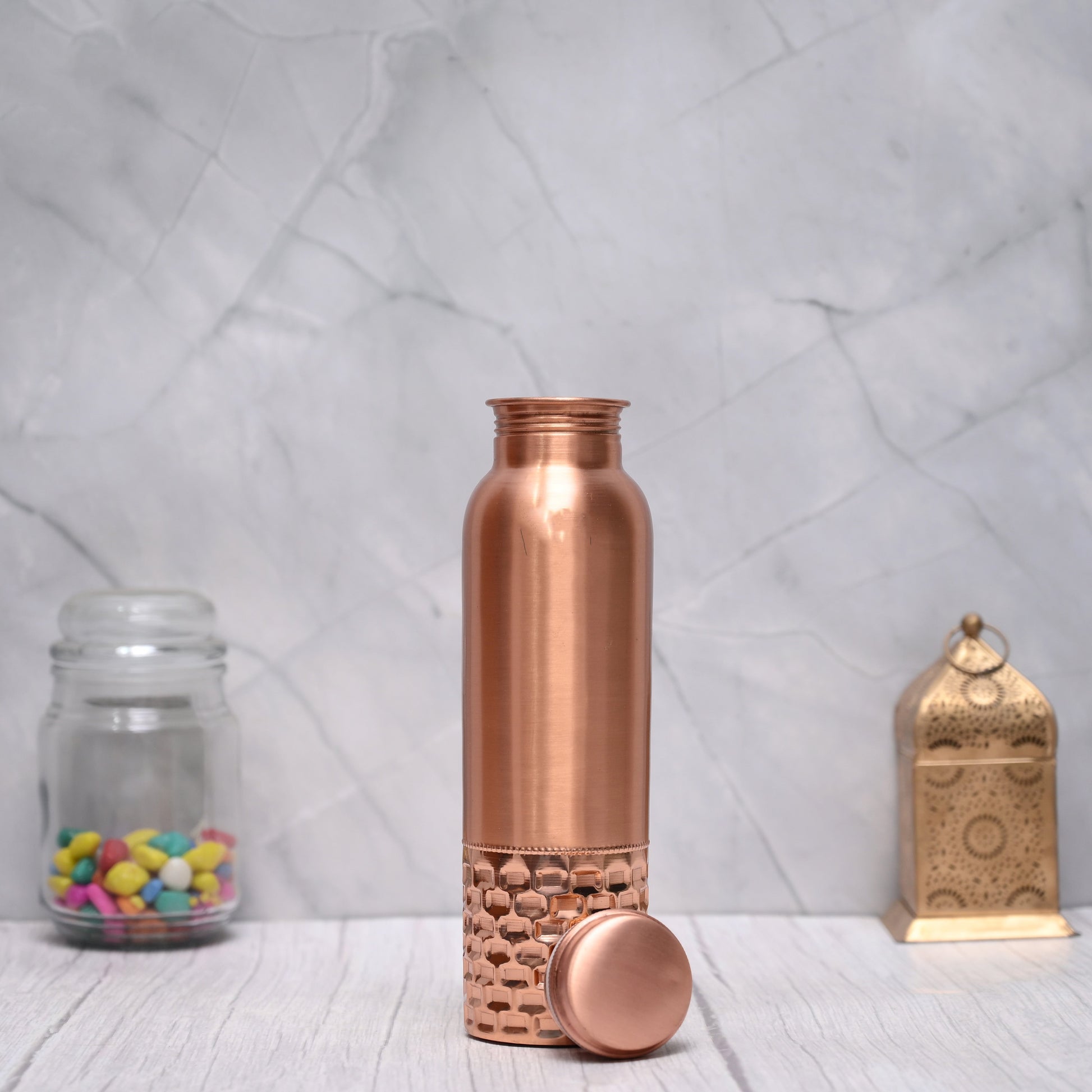 High Quality Pure Copper Water Bottle With Brick Hammered Design 950 ML – Image 2 - Image 2