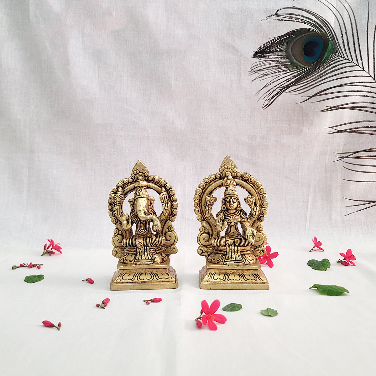 Brass Ganesh and Lakshmi Idol Set – 5 Inch Antique Finish | Handmade Hindu Deity Statues for Pooja, Diwali, and Home Decor | Premium Sculpture Gift Set – Image 3 - Image 3