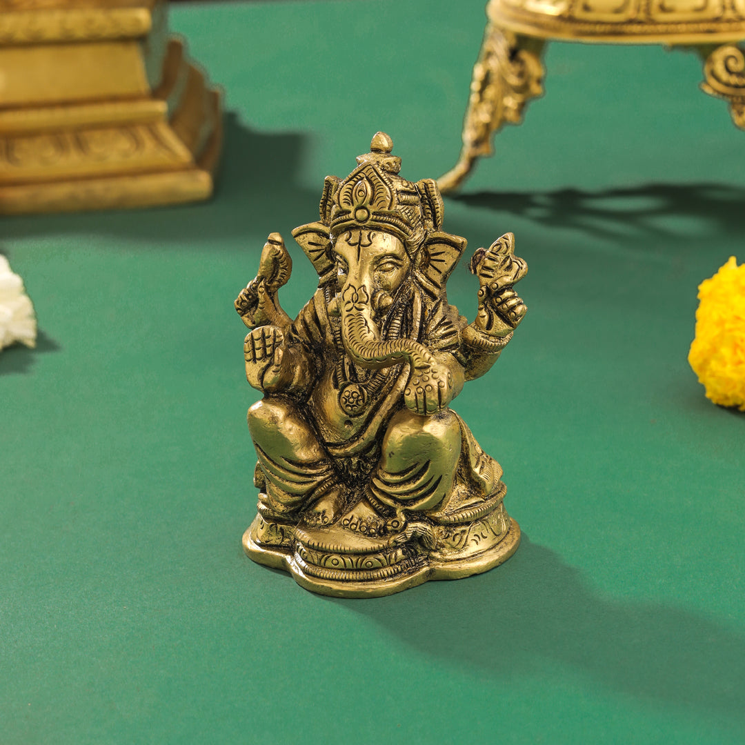 Brass Blessing Ganesha Idol (3.5 Inch) - Image 4