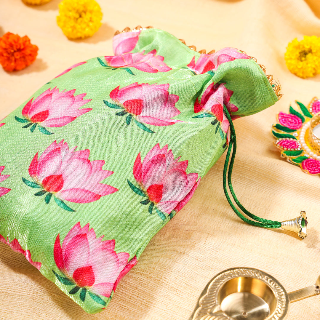 Brass Diya Festive Potli/Hamper - Image 2