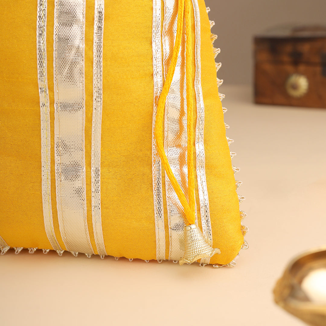 Brass Diya Festive Potli/Hamper - Image 4