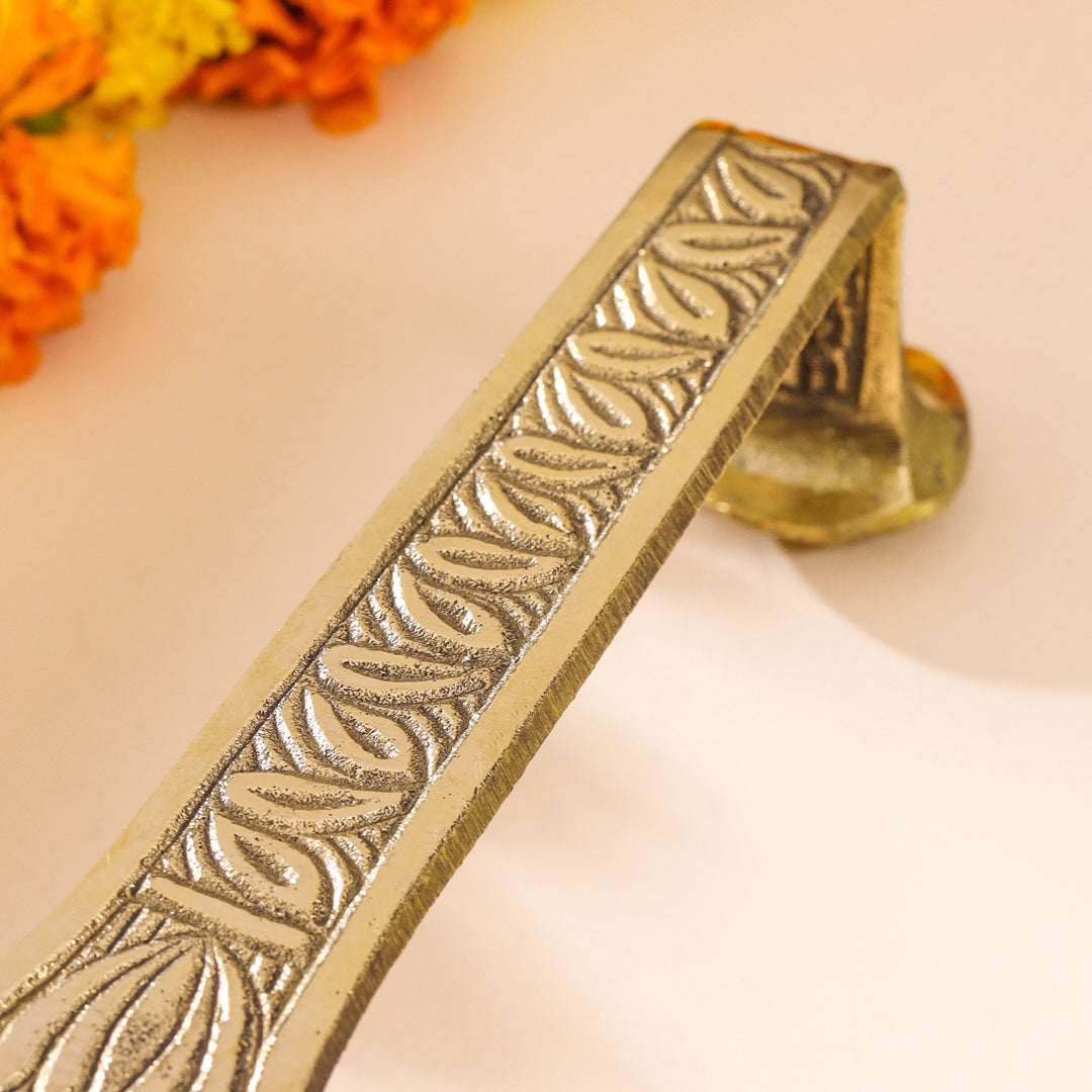 Brass Dhoop Aarti Spoon - Image 4