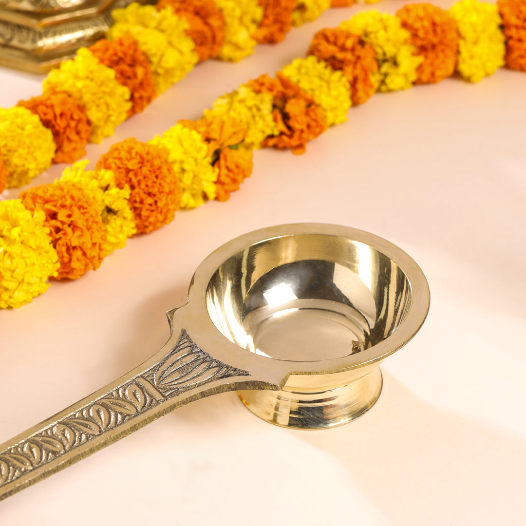 Brass Dhoop Aarti Spoon - Image 3