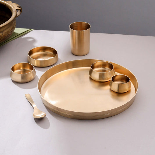 Brass Matte Thali / Ayurvedic Dinner Set – 7 Pieces (2 Kg)