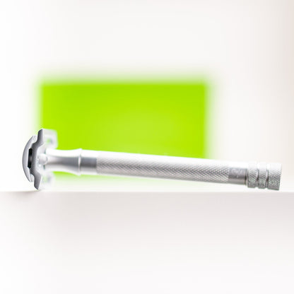 Merkur 3-Piece DE Safety Razor, Closed Comb, Knurled Extra Long Handle, Matte Chrome by Merkur - Double Edge Safety Razors (View 2)
