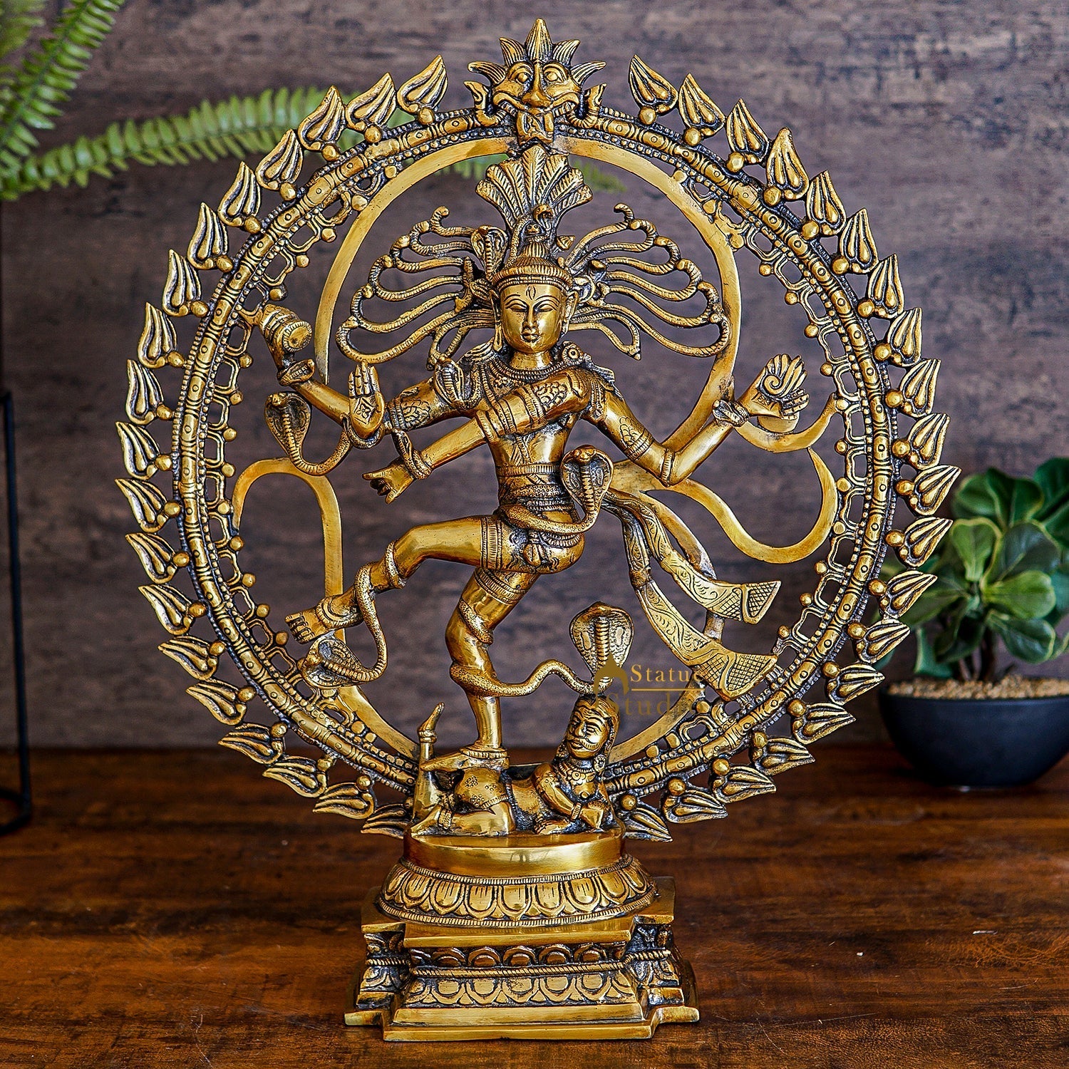 Super Fine Brass Home Office Décor Antique Nataraja large Statue 25" - Eco-friendly - Sama Homes
