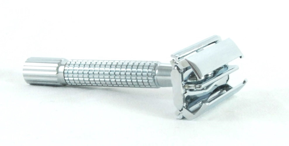 Twist-to-Open Double Edge Safety Razor Chome Finish  - No Logo - Eco-friendly - Sama Homes