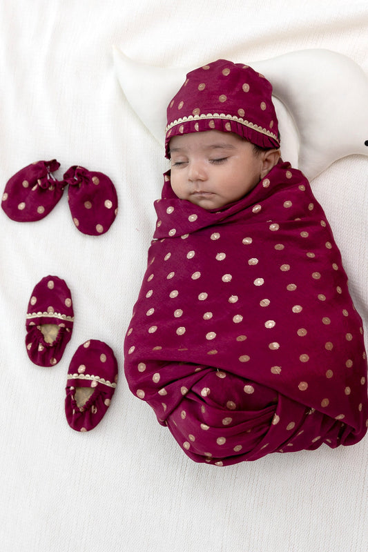 Baby Soft Brocade Booties Mittens And Cap Set