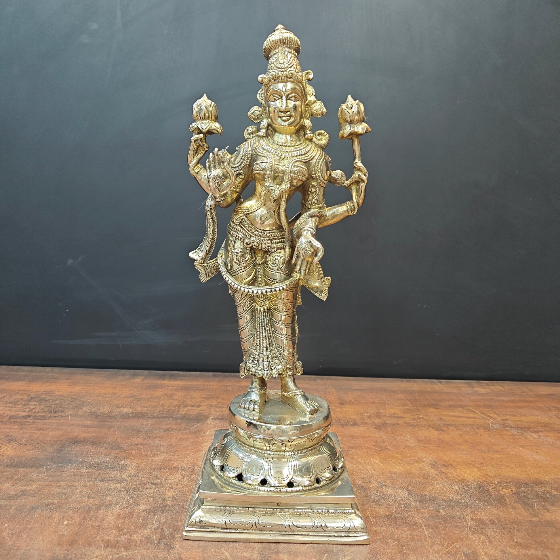 Brass Indian Goddess Of Wealth Standing Lakshmi Idol Laxmi Statue Décor Item 18" - Image 6