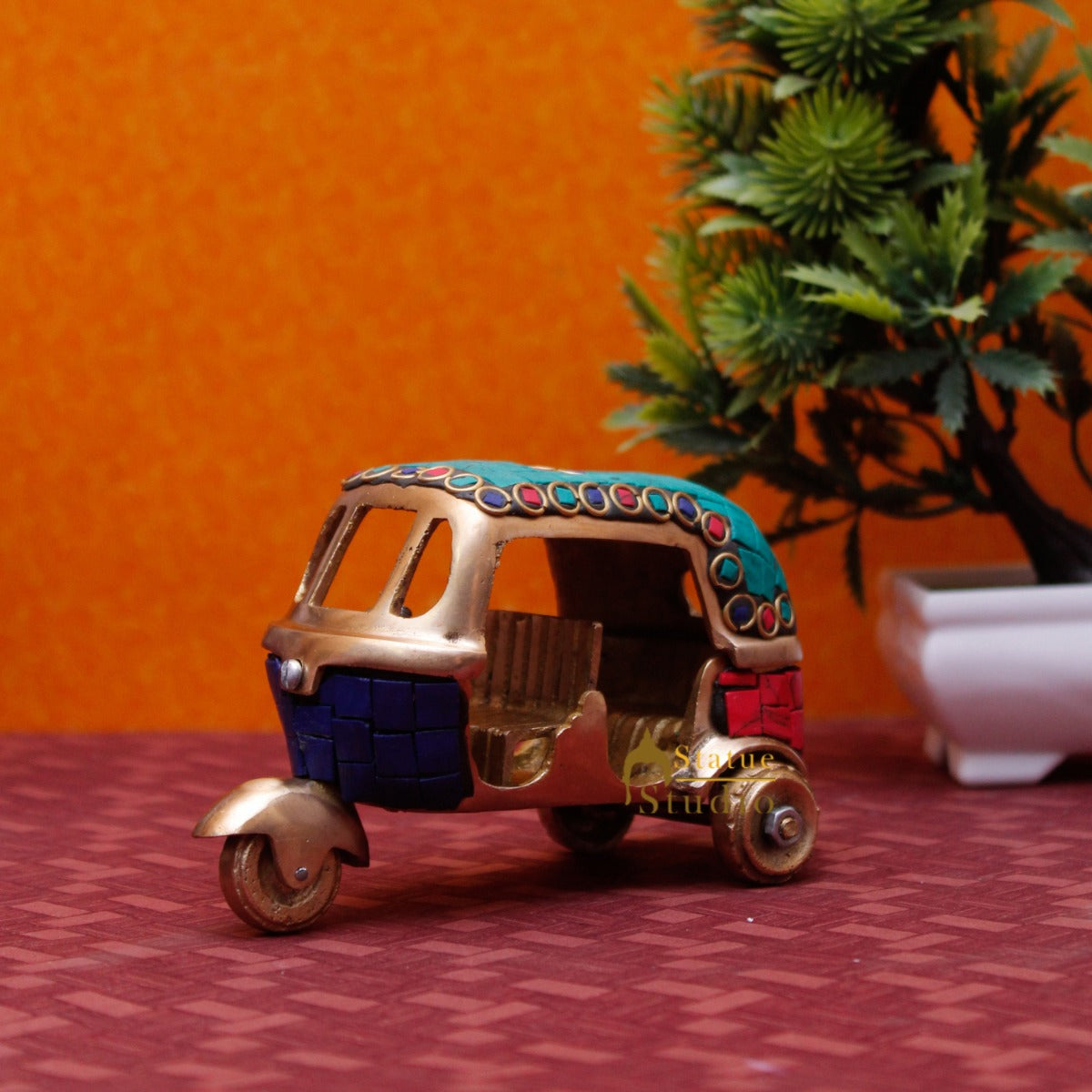 Brass Antique Finish Indian Auto Rickshaw Replica show pieces for Home Décor items for Living Room