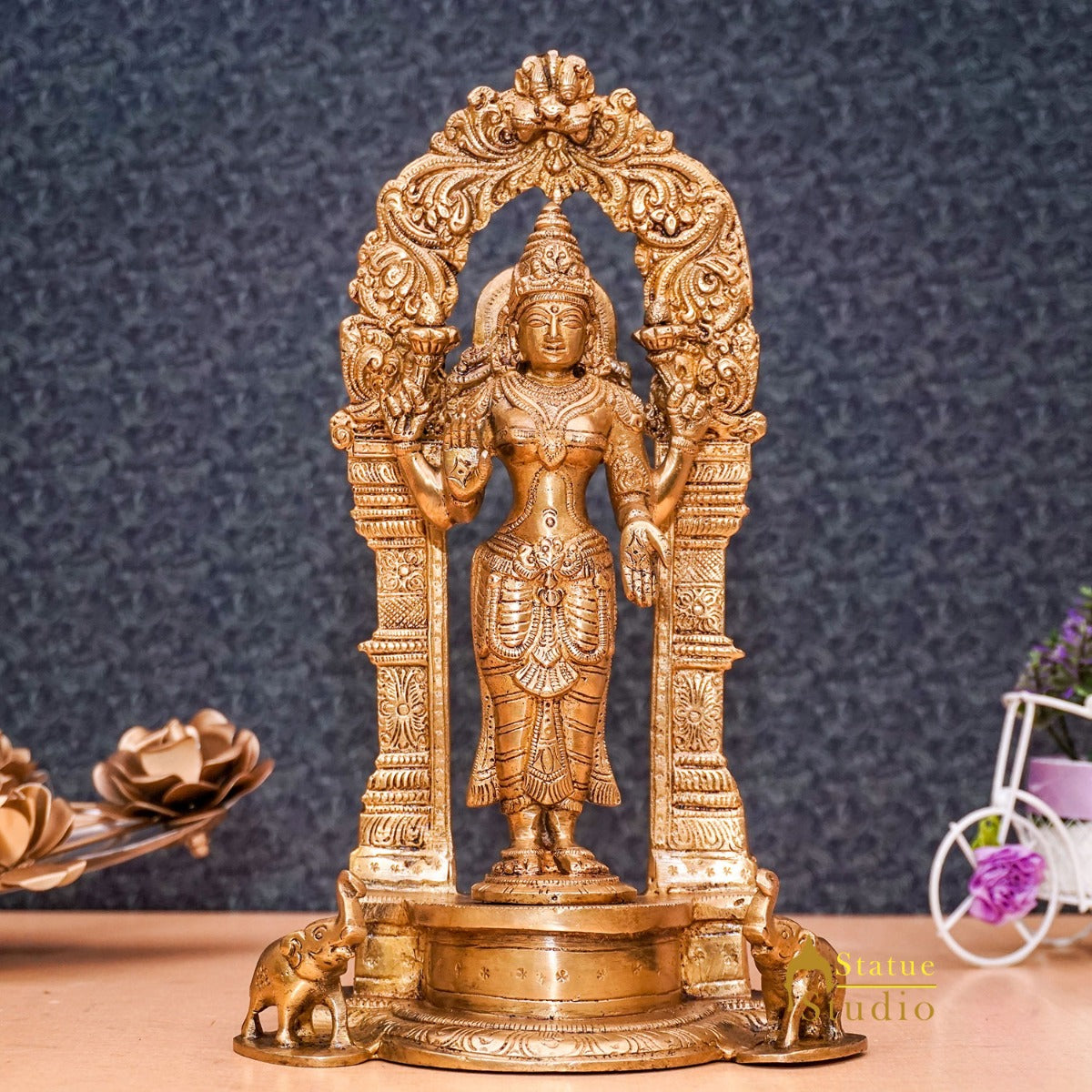 Brass Goddess Lakshmi Idol Laxmi Statue For Home Office Puja Room Décor 9" - Eco-friendly - Sama Homes