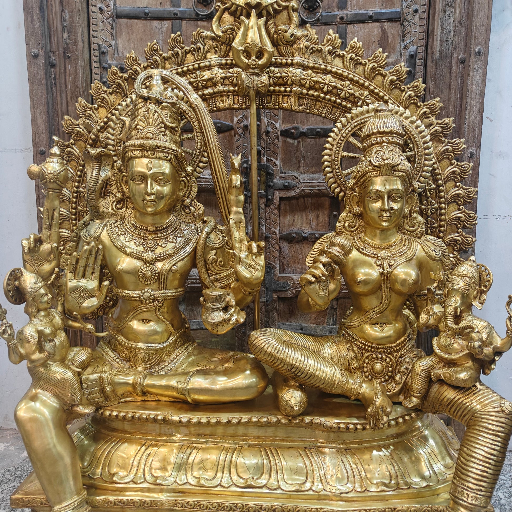 Brass Large Shiva Family Idol Shiv Parivar Home Temple Decor 4.5 Feet - Image 8