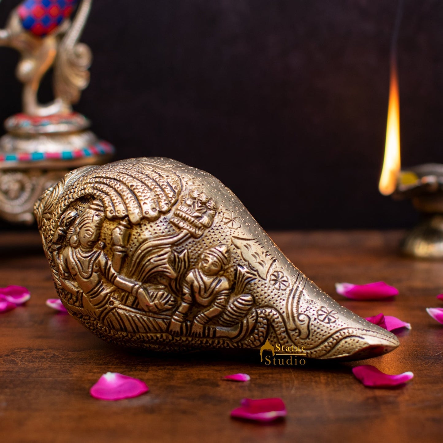 Brass Handcrafted Sculpture Fine Shankh Cooch Vishnu Lakshmi Engraved Showpiece 3"