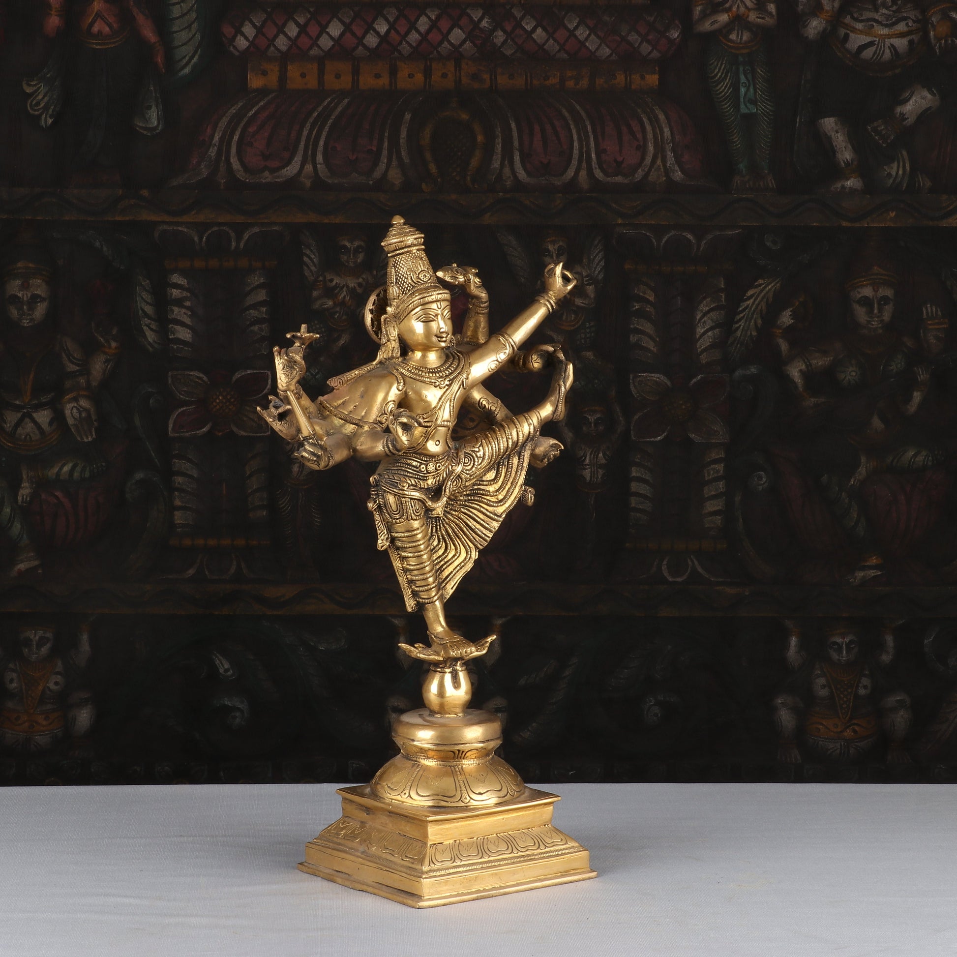 Artistic Brass Perumal Dancing Vishnu Avatar Vamana as Thirivikrama With 8 Arms 16 inch - Image 3