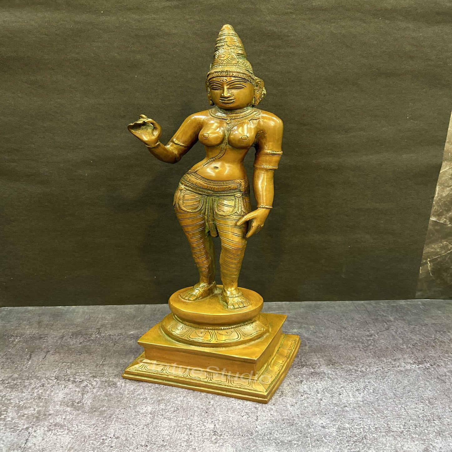 Brass Standing Parvati Uma Devi Idol Copper Patina Finish For Home Decor 1.5 Feet