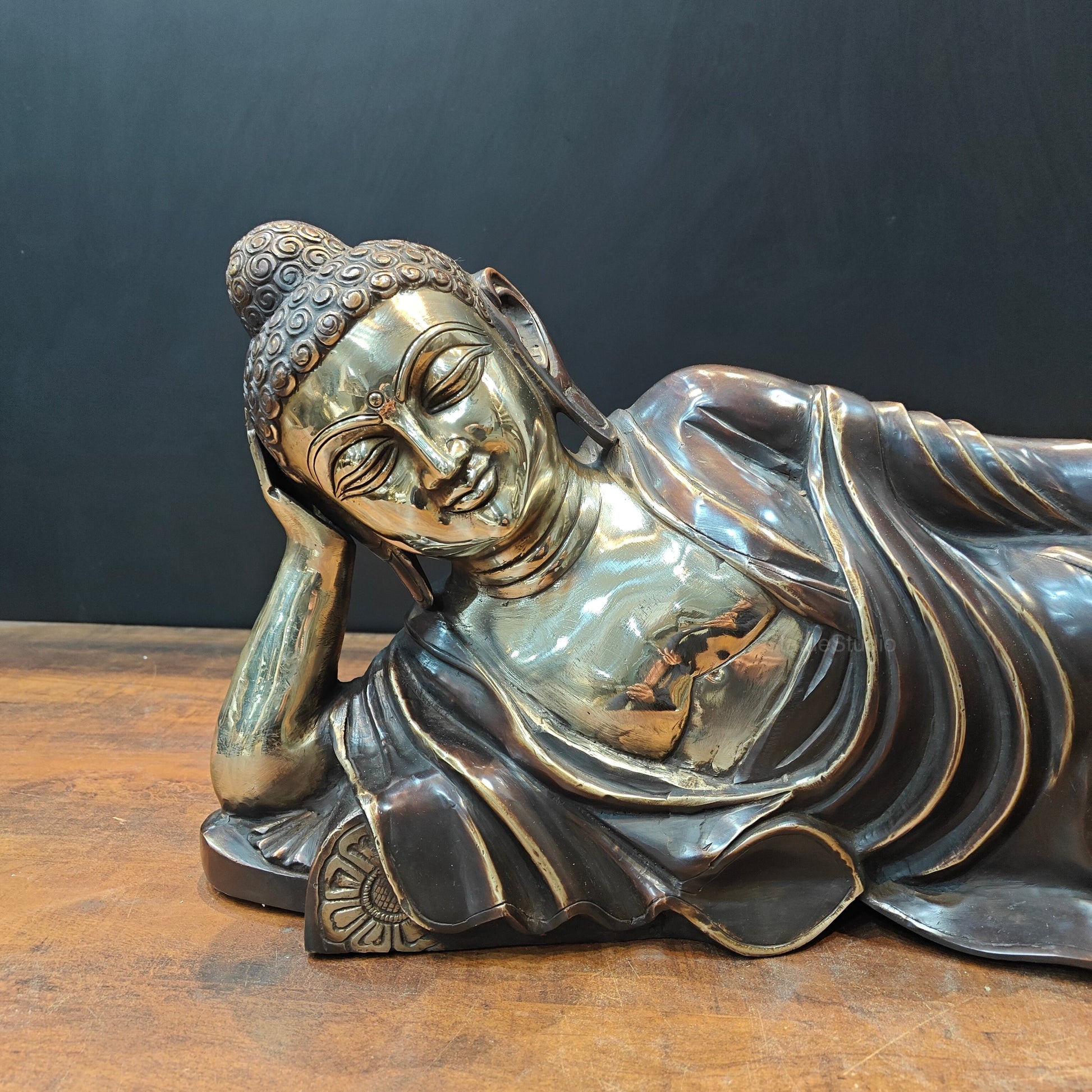 Brass Sleeping Buddha Statue Antique Finish For Home Decor 2.5 Feet - Image 6
