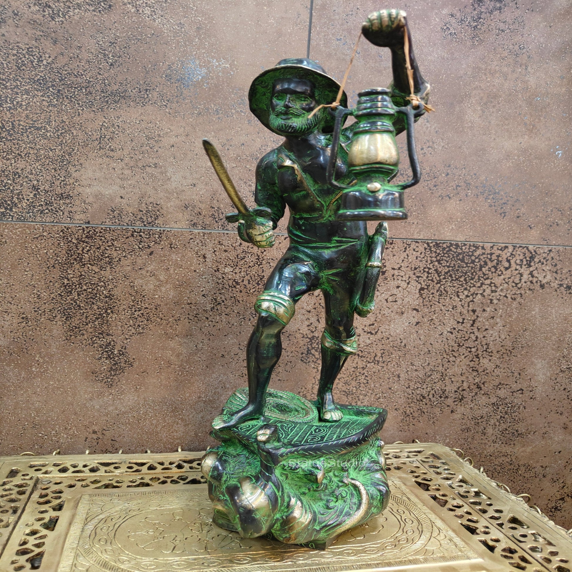Brass Pirate Warrior Decor Showpiece With Lantern and Sword 1.5 Feet - Image 4