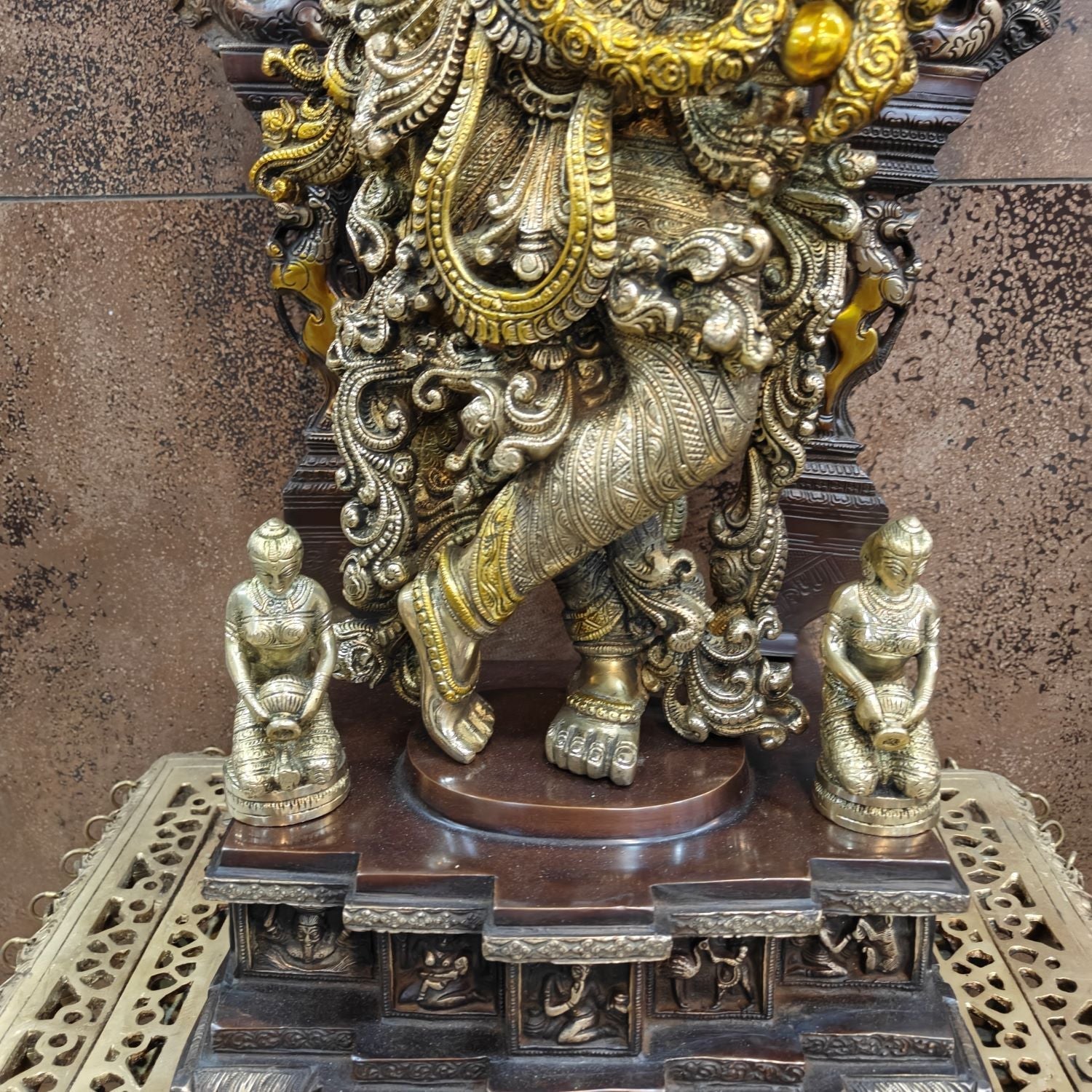 Brass Krishna Statue with Arch Antique Finish 32 Inches - Image 10