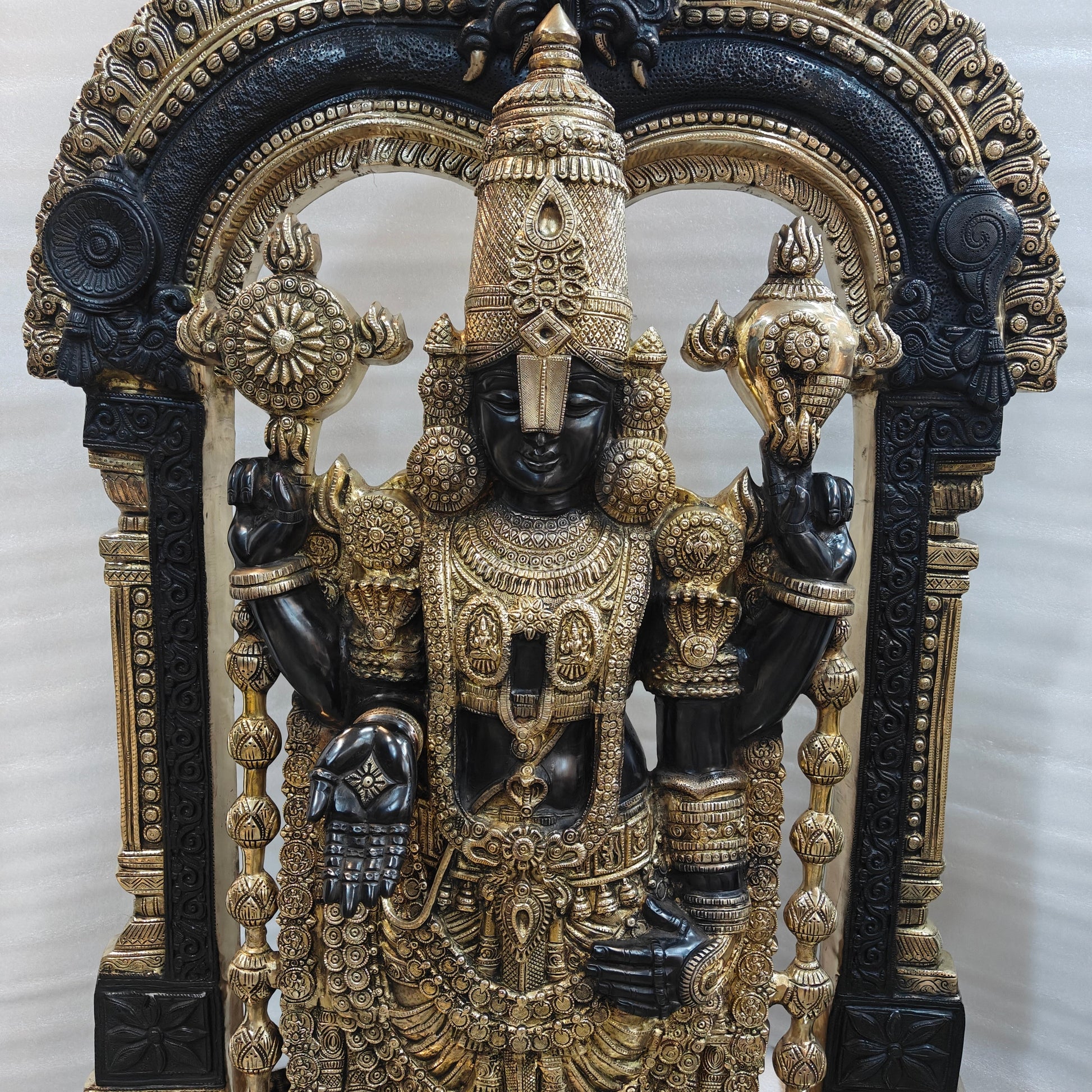 Brass Tirupathi Balaji Idol Large Size 5 Feet - Image 14