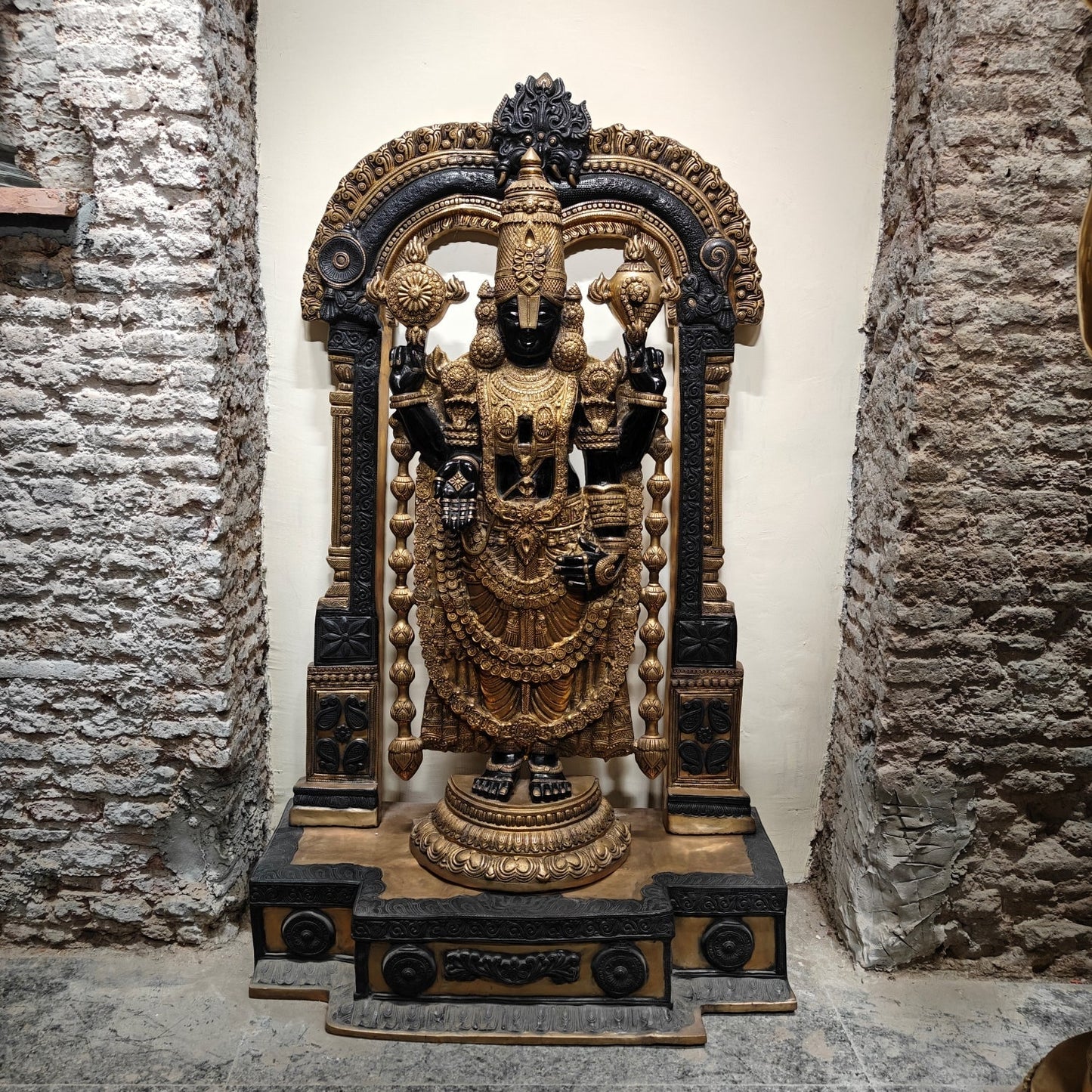 Brass Tirupathi Balaji Idol Large Size 5 Feet
