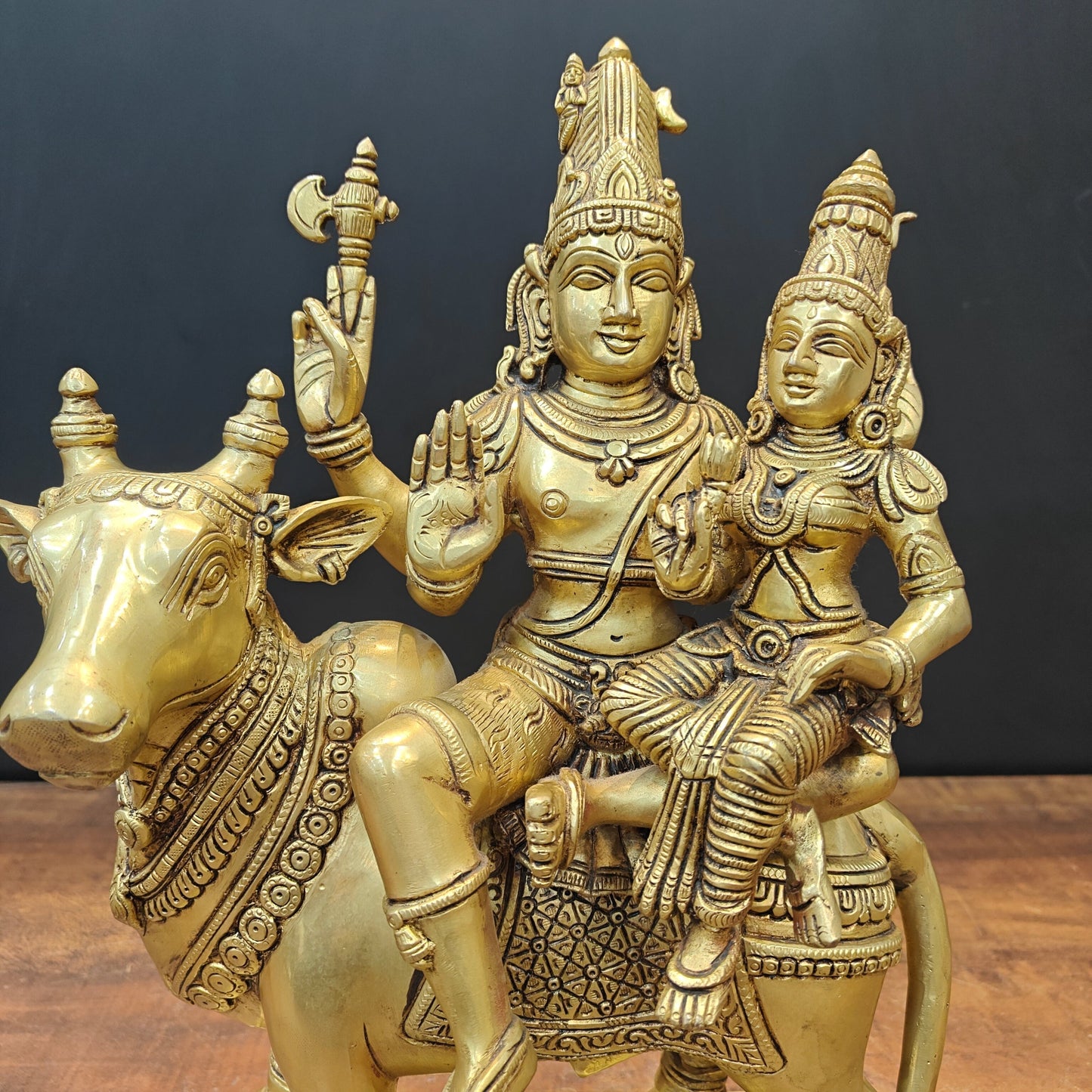 Brass Superfine Lord Shiva Parvati Idol Seated On Nandi 16 Inch