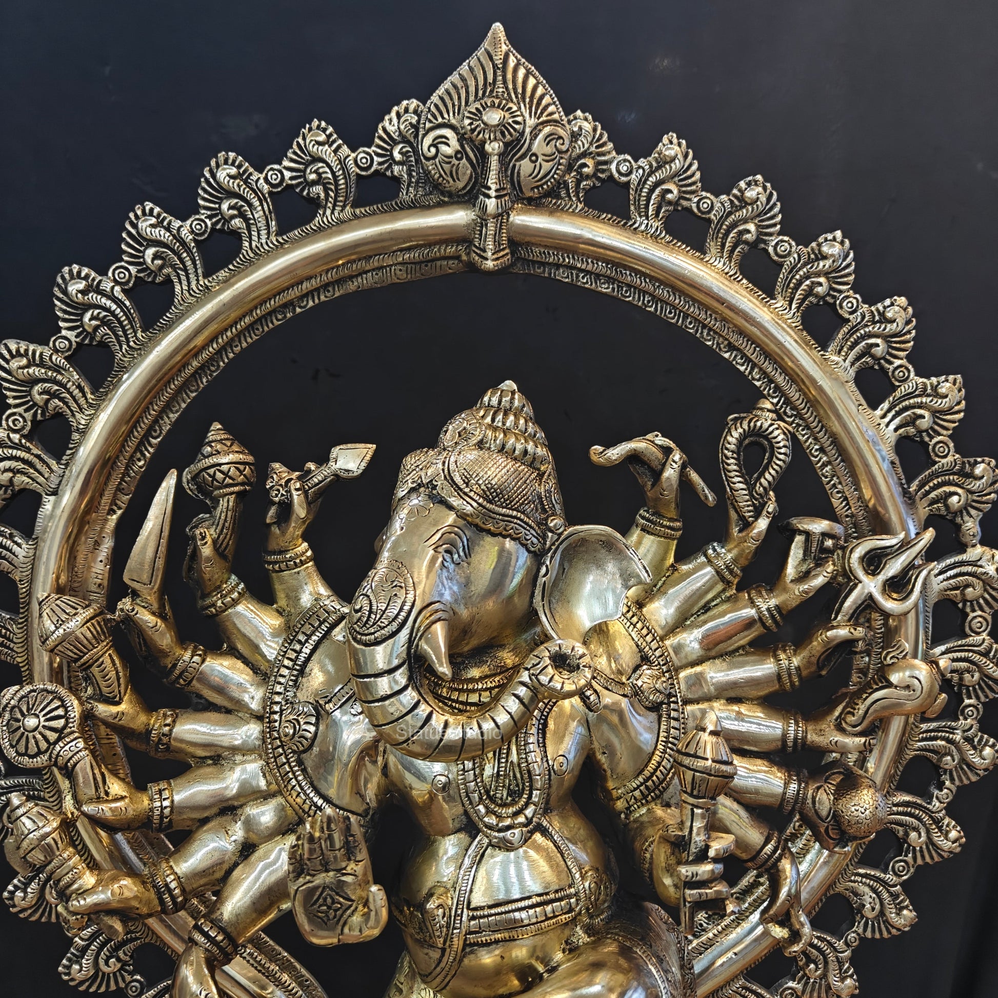 Brass Large Tandav Ganesha Statue 25 Inch - Image 5