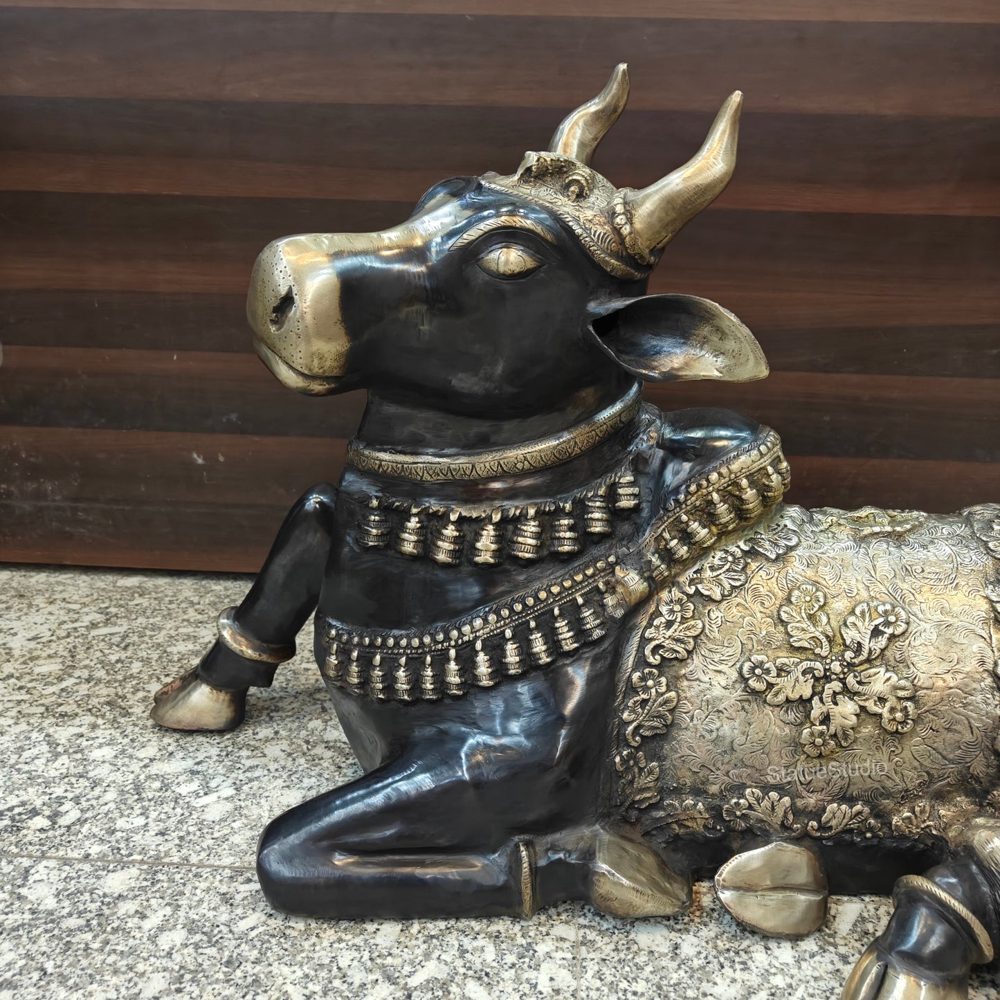 Brass Large Nandi Sculpture Antique Finish 33 inch
