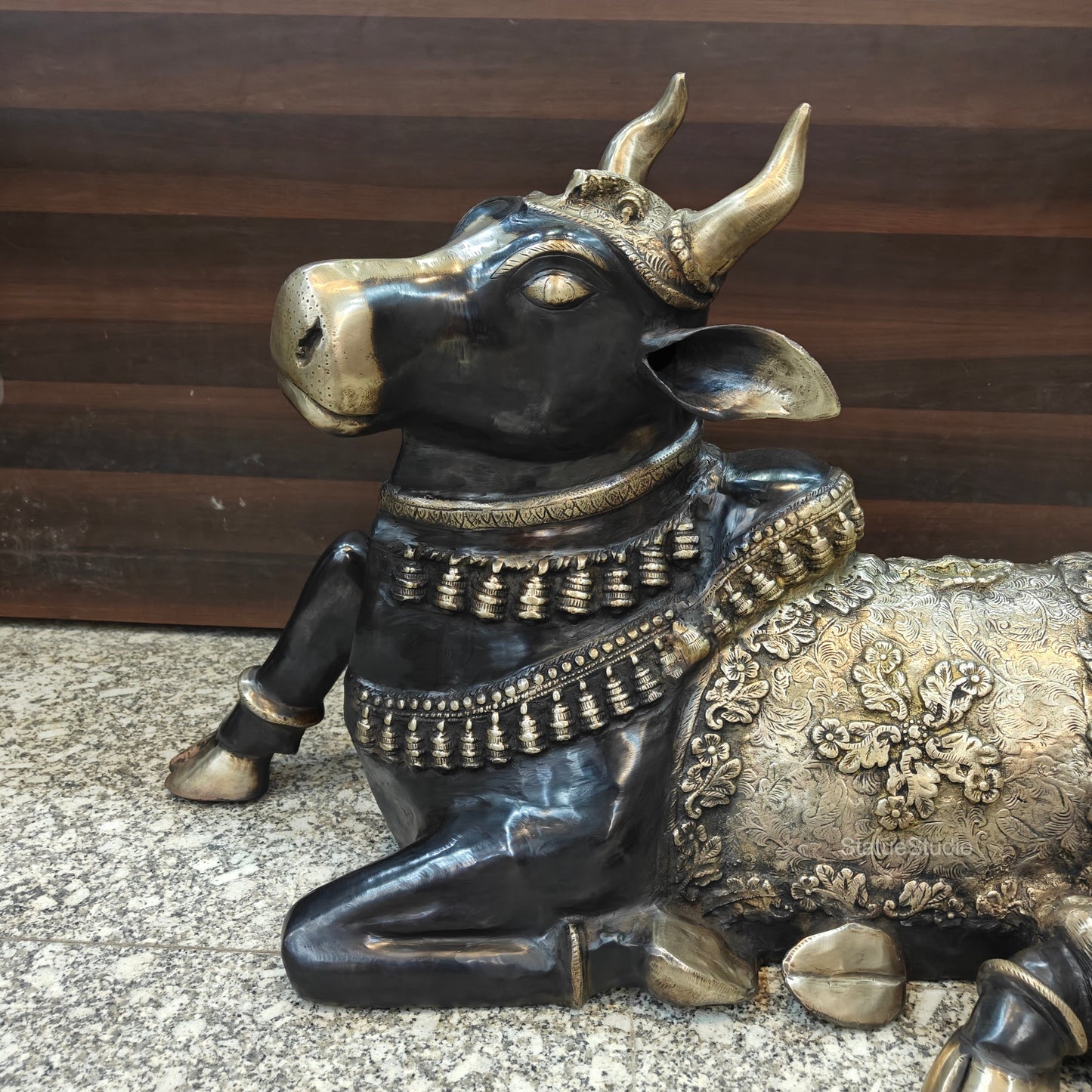 Brass Large Nandi Sculpture Antique Finish 33 inch