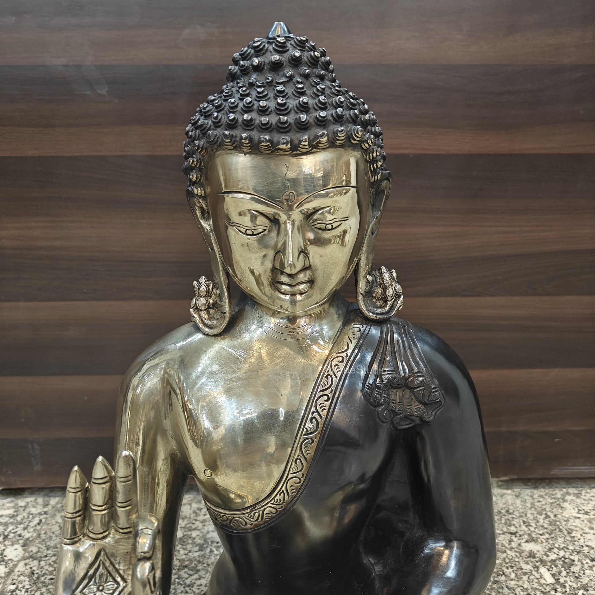 Brass Blessing Buddha Statue Antique Finish 20 Inches - Image 5