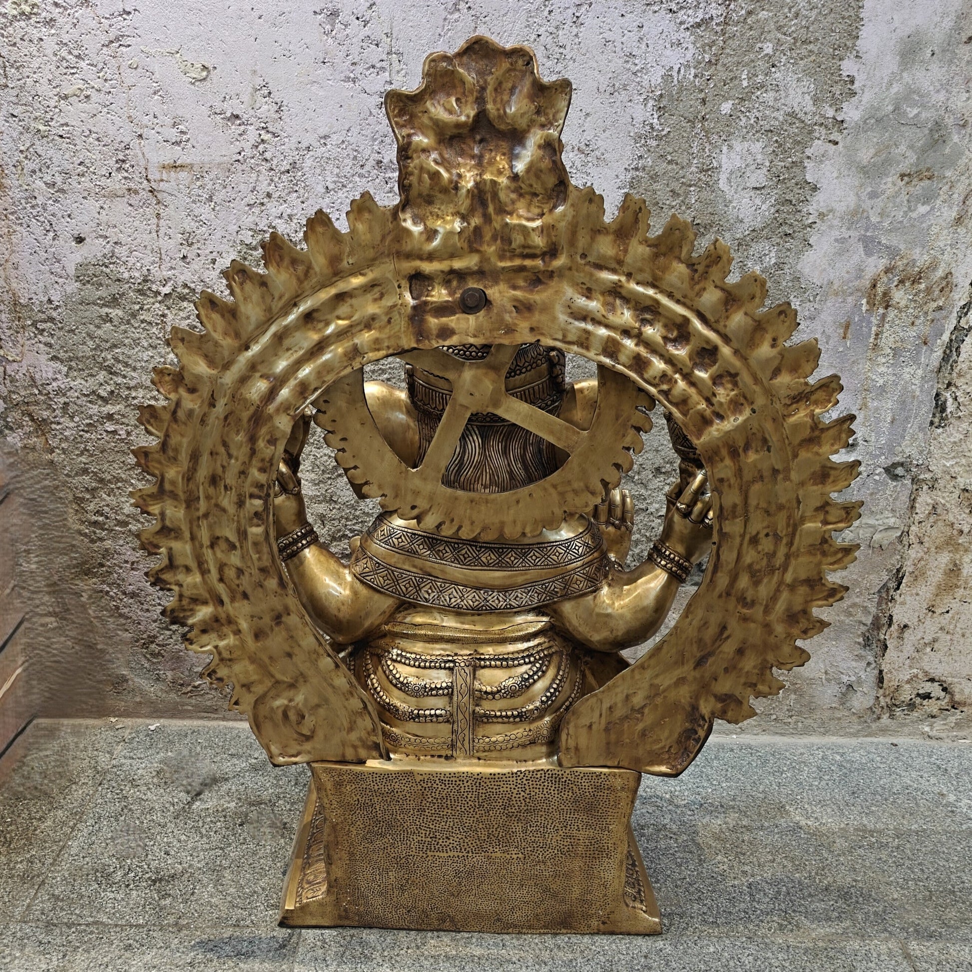 Elegant Brass Large Ganesha Statue With Prabhavali 50 Inches - Image 11
